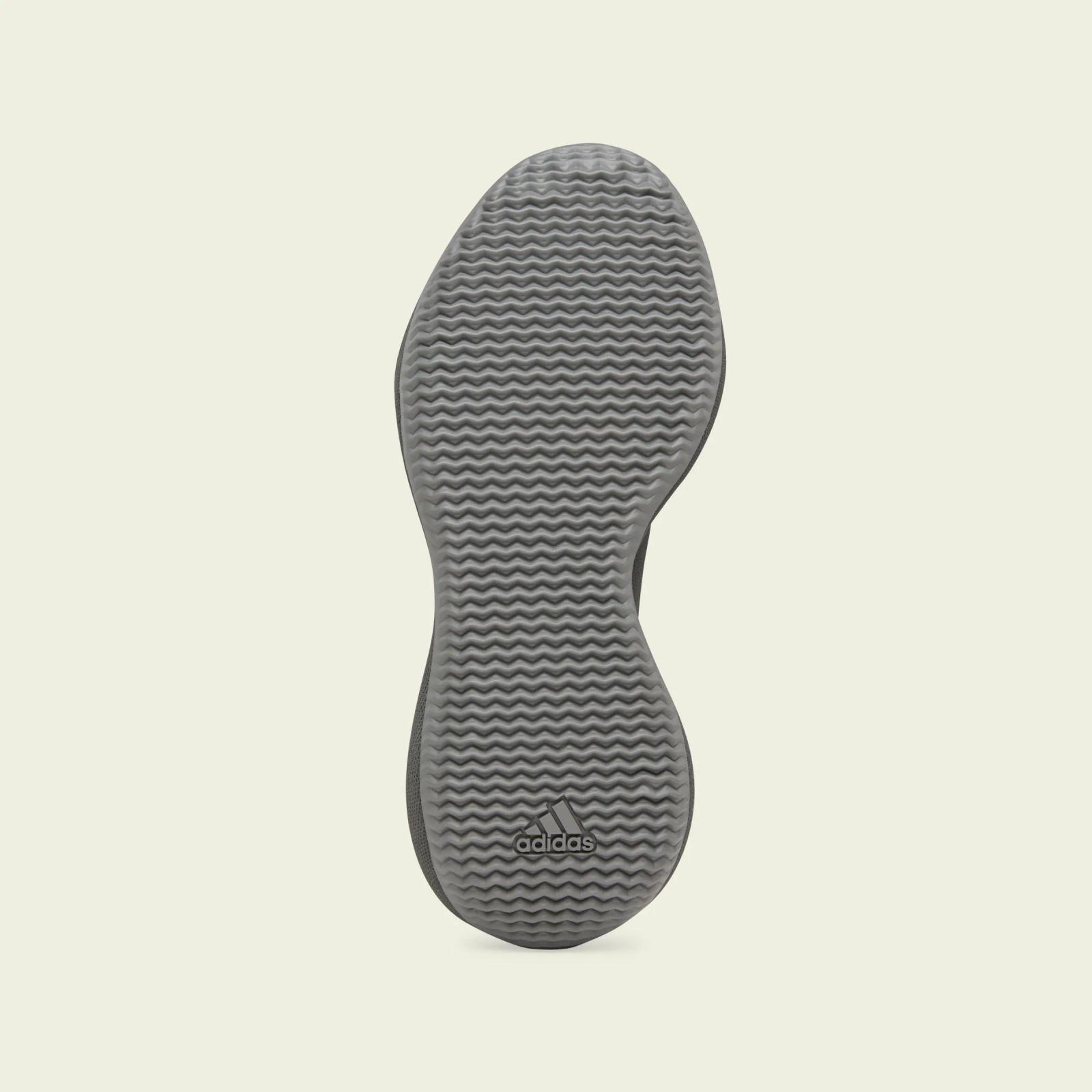 Adidas Yeezy Knit Runner Fade Onyx