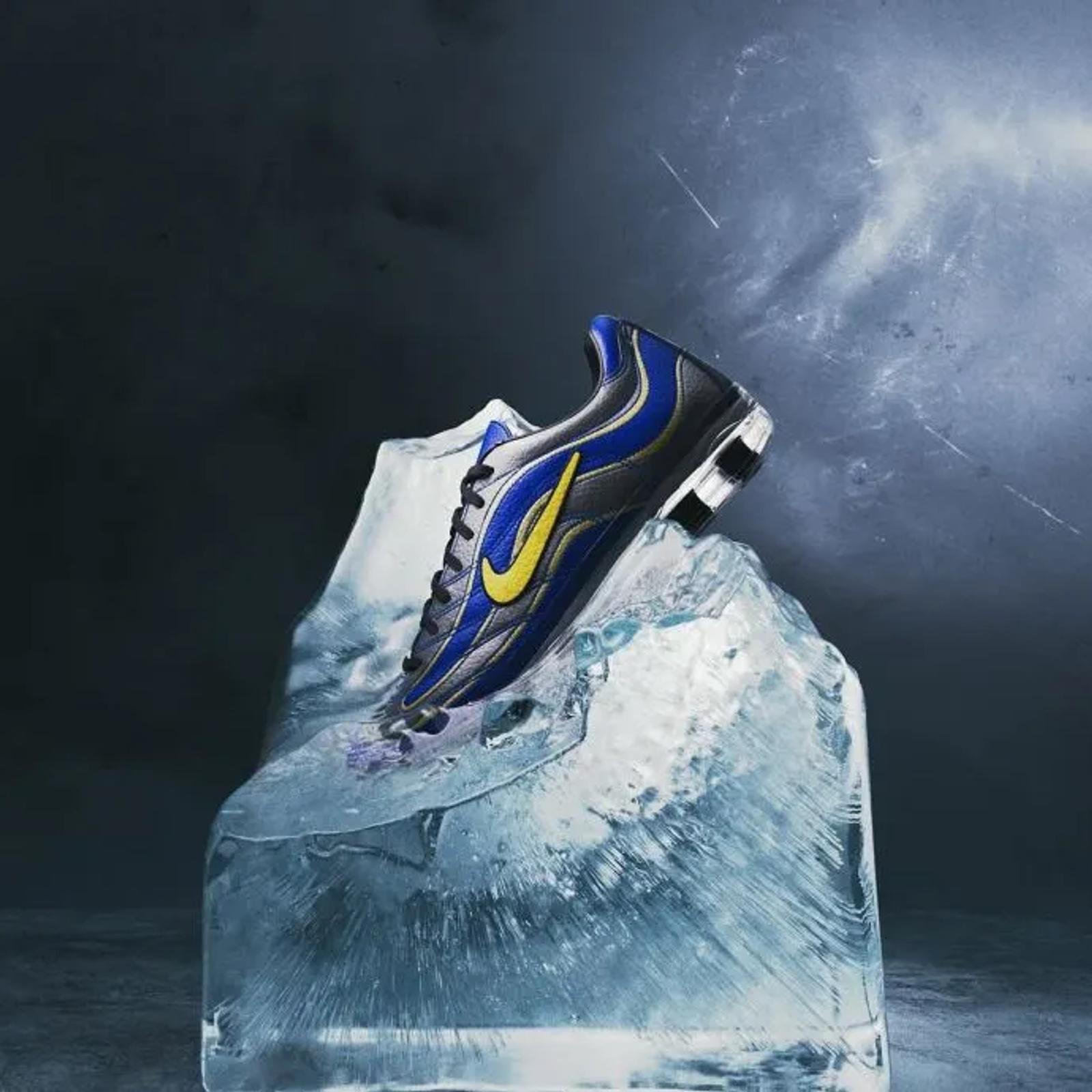 Nike Cryo Shot Mercurial R9 Ronaldo IQ8160-400 Release Date Summer 2026