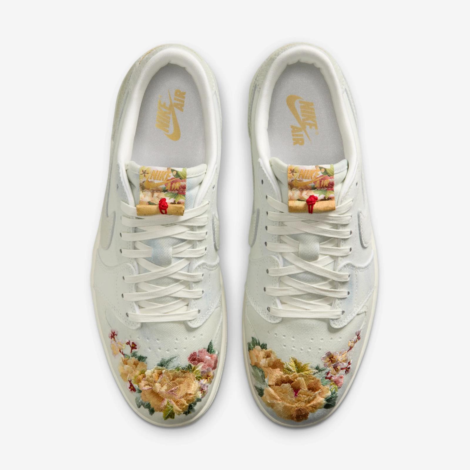 Air Jordan 1 Retro Low OG “Football Grey” 2026