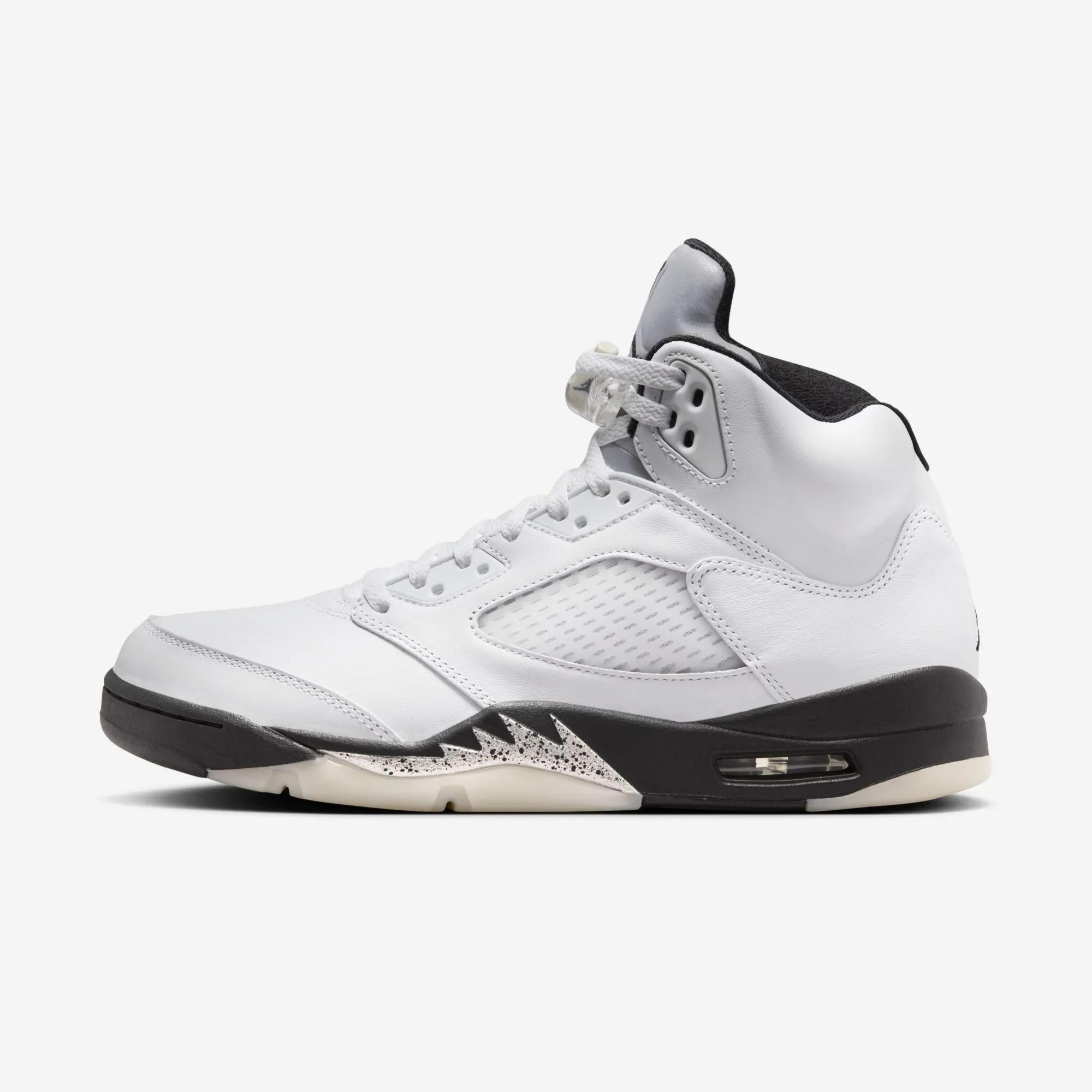 Air Jordan 5 Retro “White / Black”