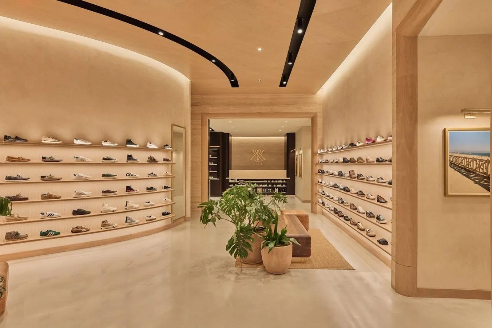Kith West Hollywood Reopens and Introduces Ronnie’s Pronto