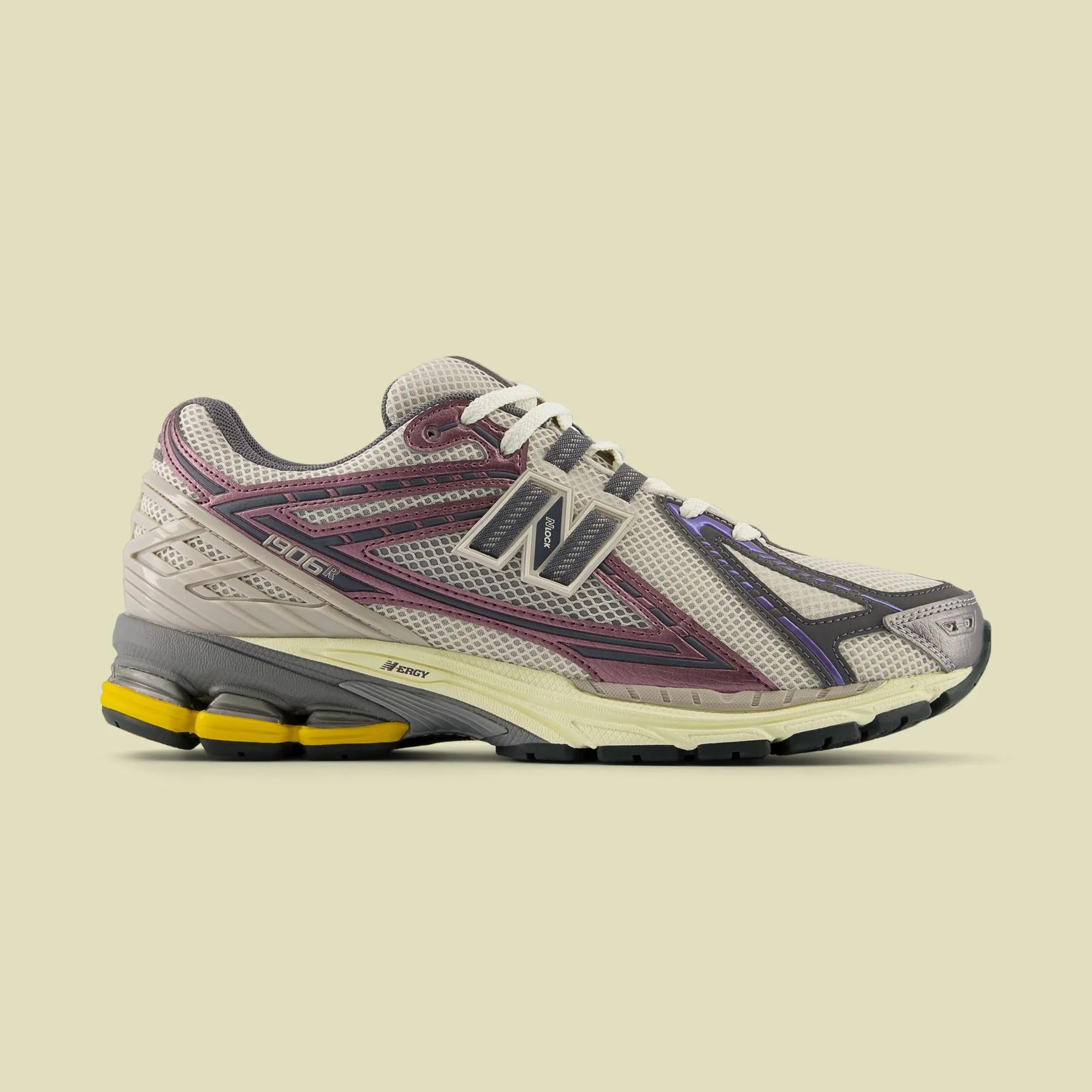 New Balance 1906R “Licorice”