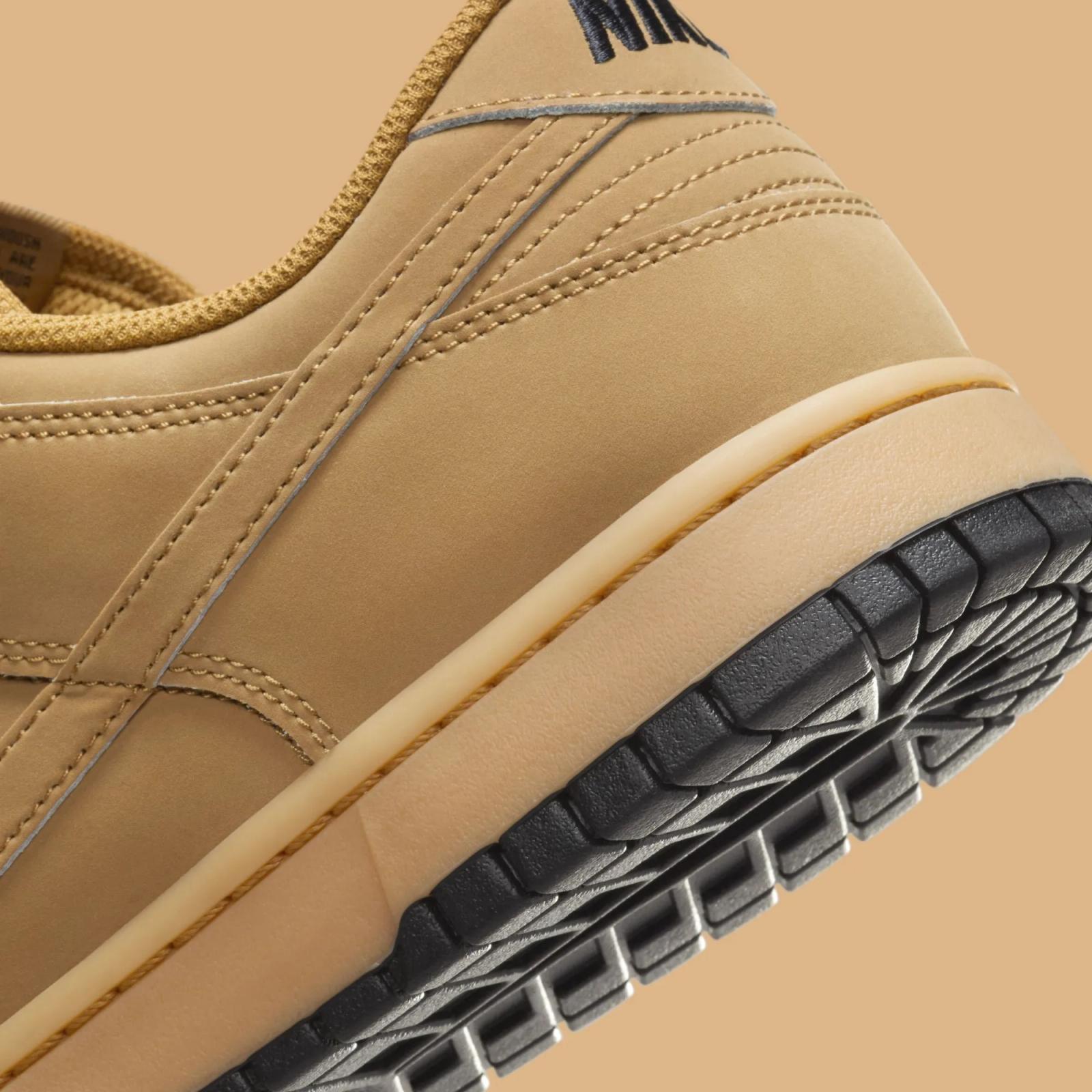 Nike Dunk Low Retro SE Wheat HQ1932-700