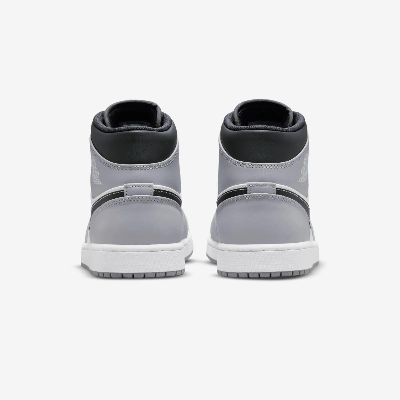 Air Jordan 1 Mid Light Smoke Grey 2025 Restock 554724-078