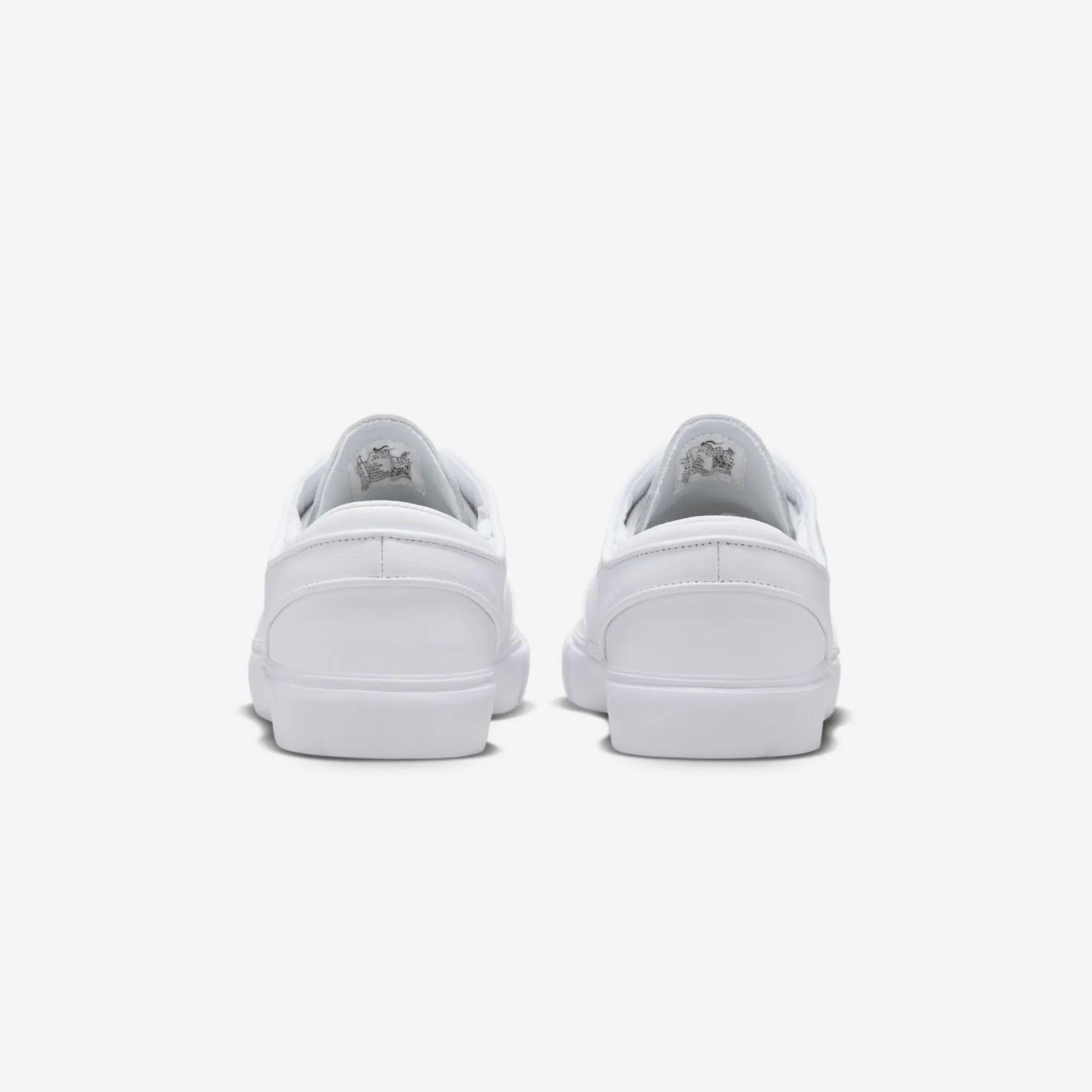 Nike SB Zoom Janoski OG+ ISO Triple White FQ7621-100