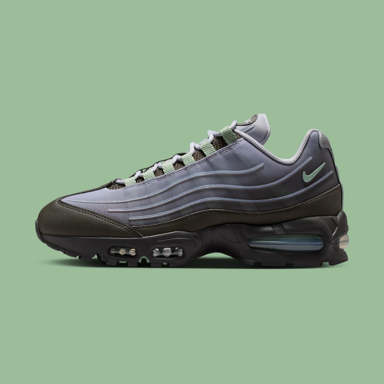 Nike Air Max 95 Big Bubble Tech "Medium Ash" drops in 2026