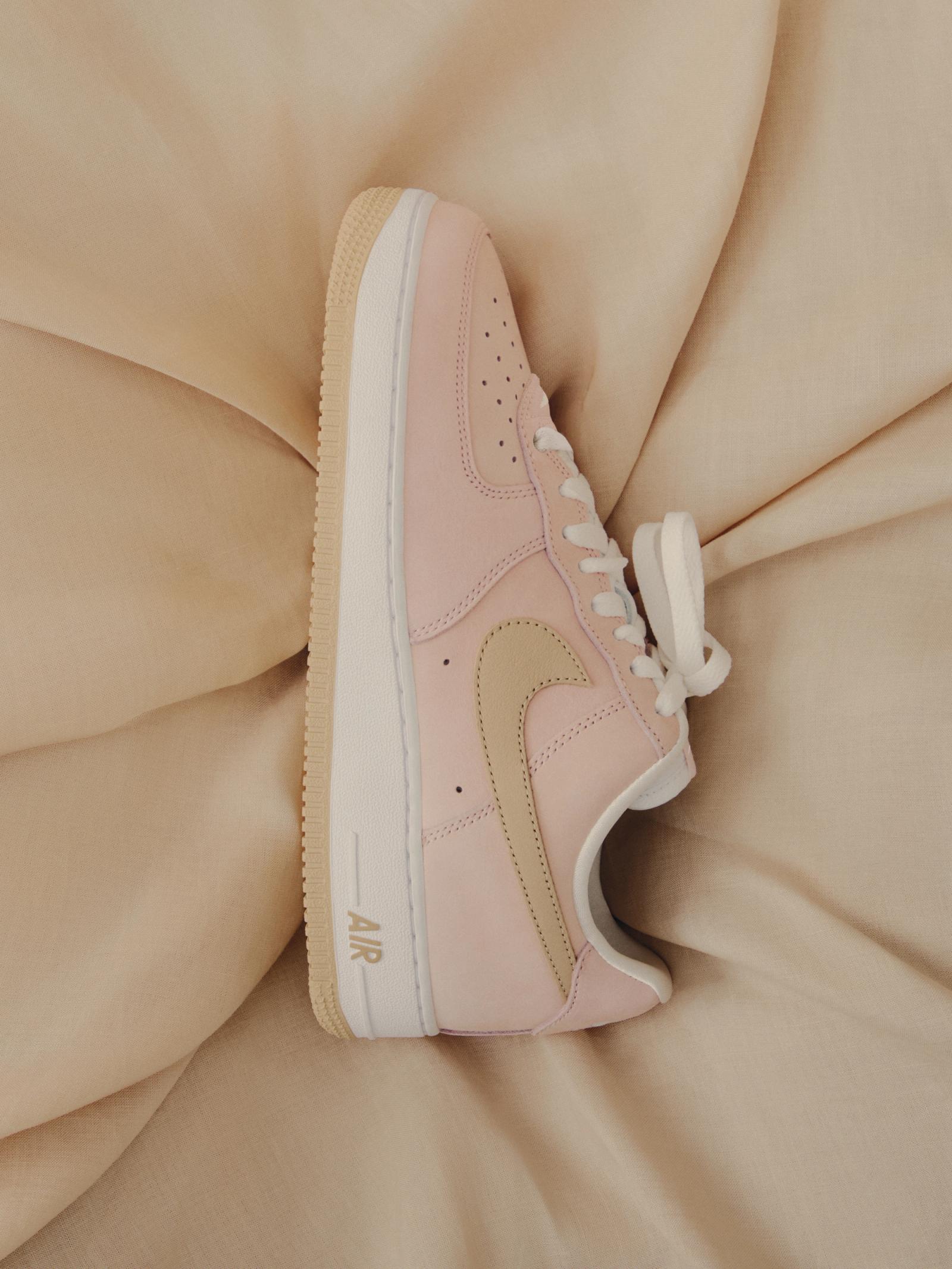Kith for Nike Linen Collection drpo