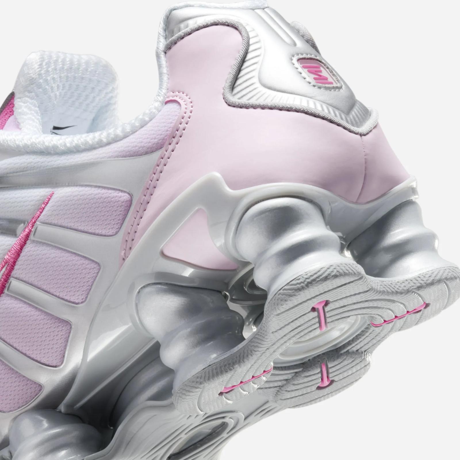 Nike Shox TL Metallic Platinum / Pinksicle HV2520-001