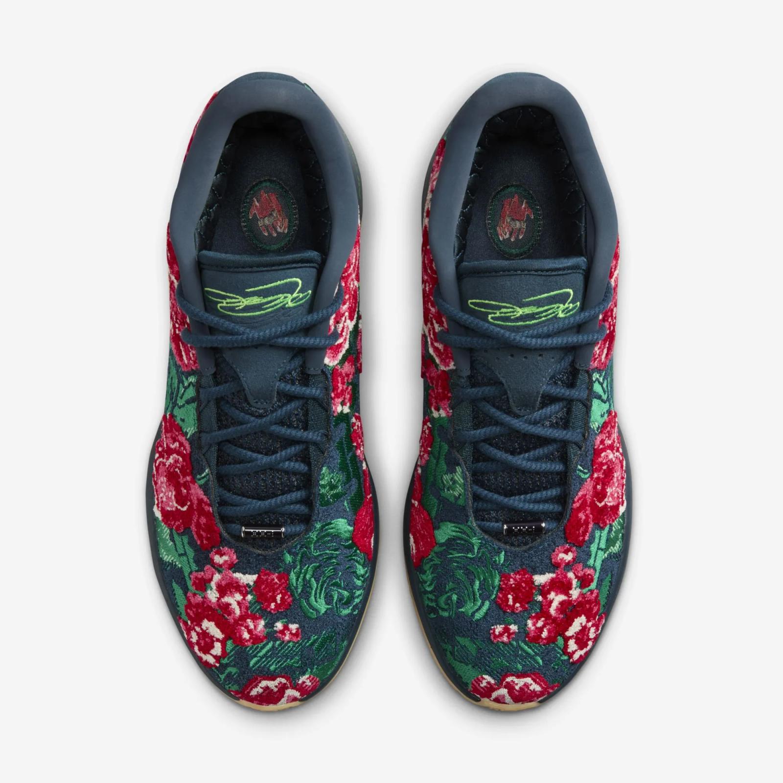 Nike Lebron 21 Premium Grandma's Couch FV7275-400