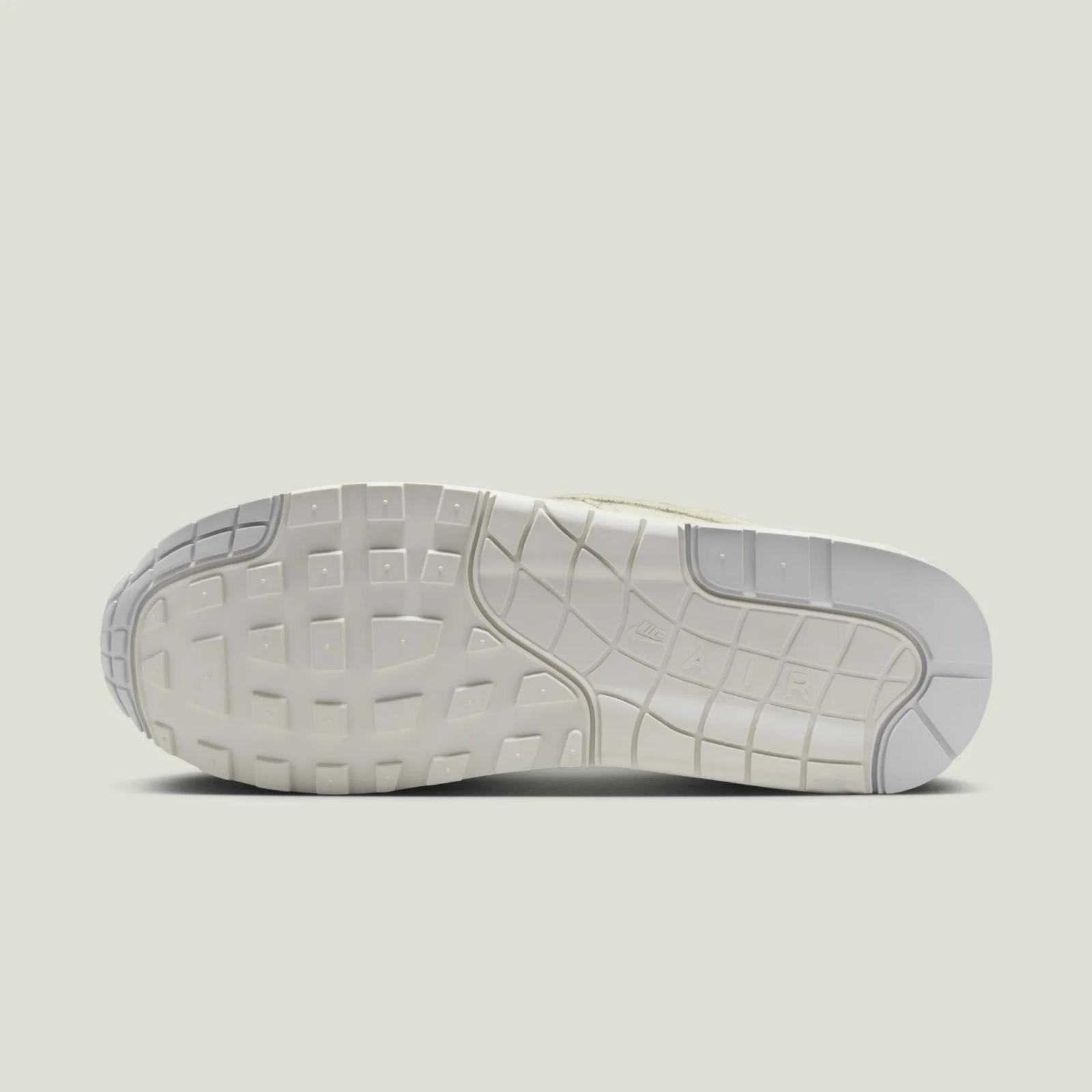 Nike Air Max 1 '86 OG Museum Masterpiece FZ2149-100