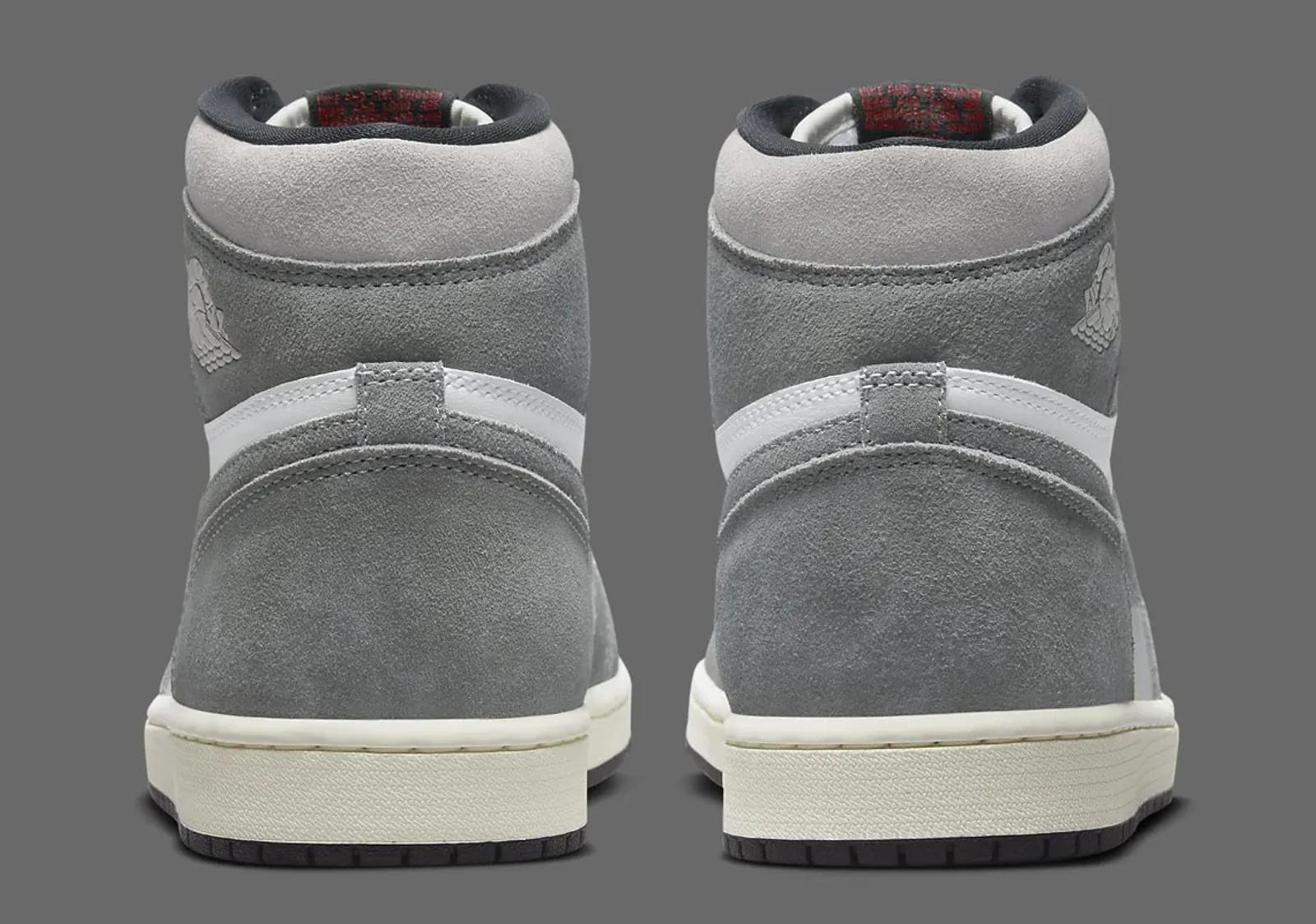 Air Jordan 1 Retro High OG Smoke Grey
