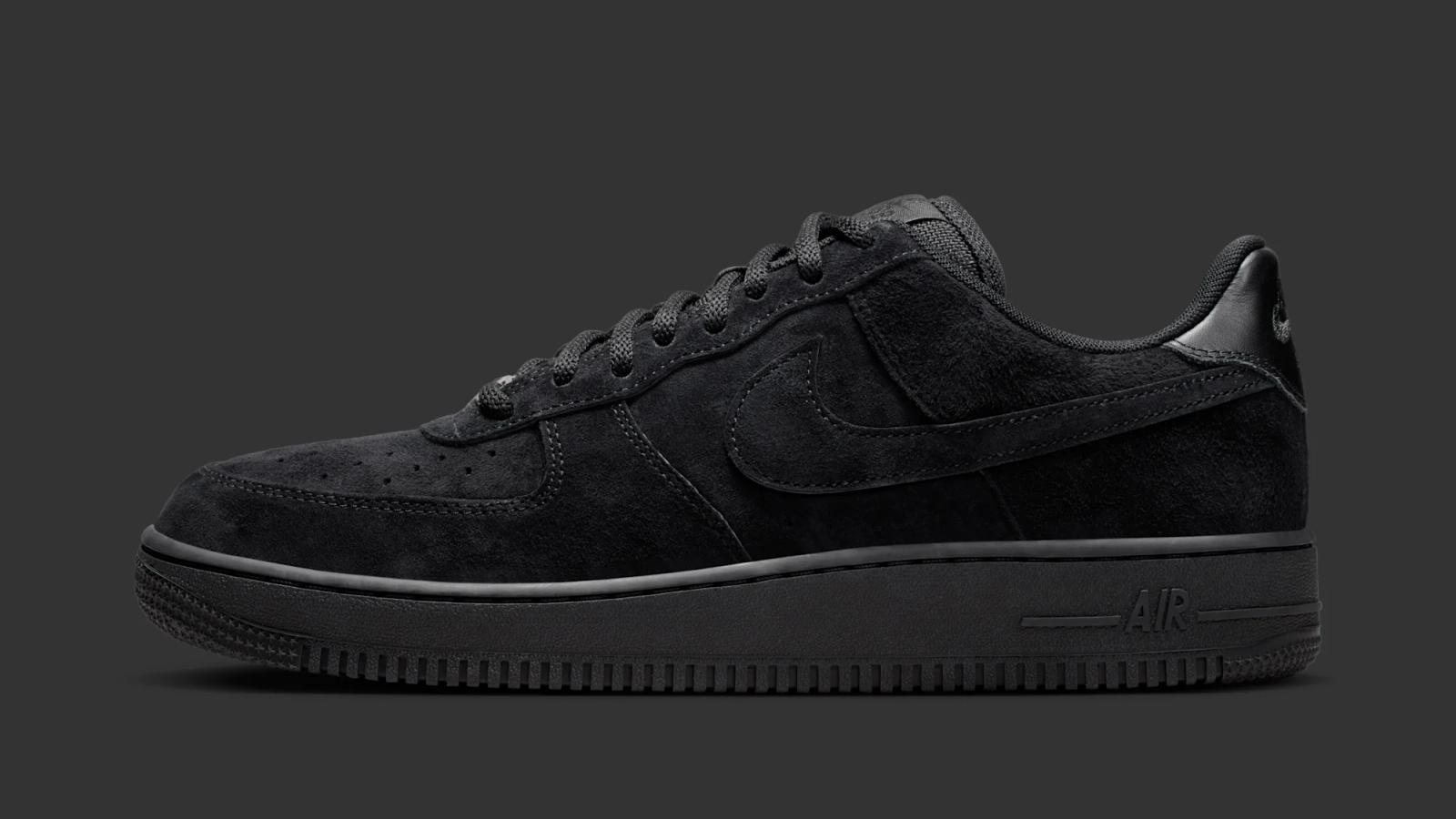 Nike SB x Nike Air Force 1 Low SP “Triple Black”