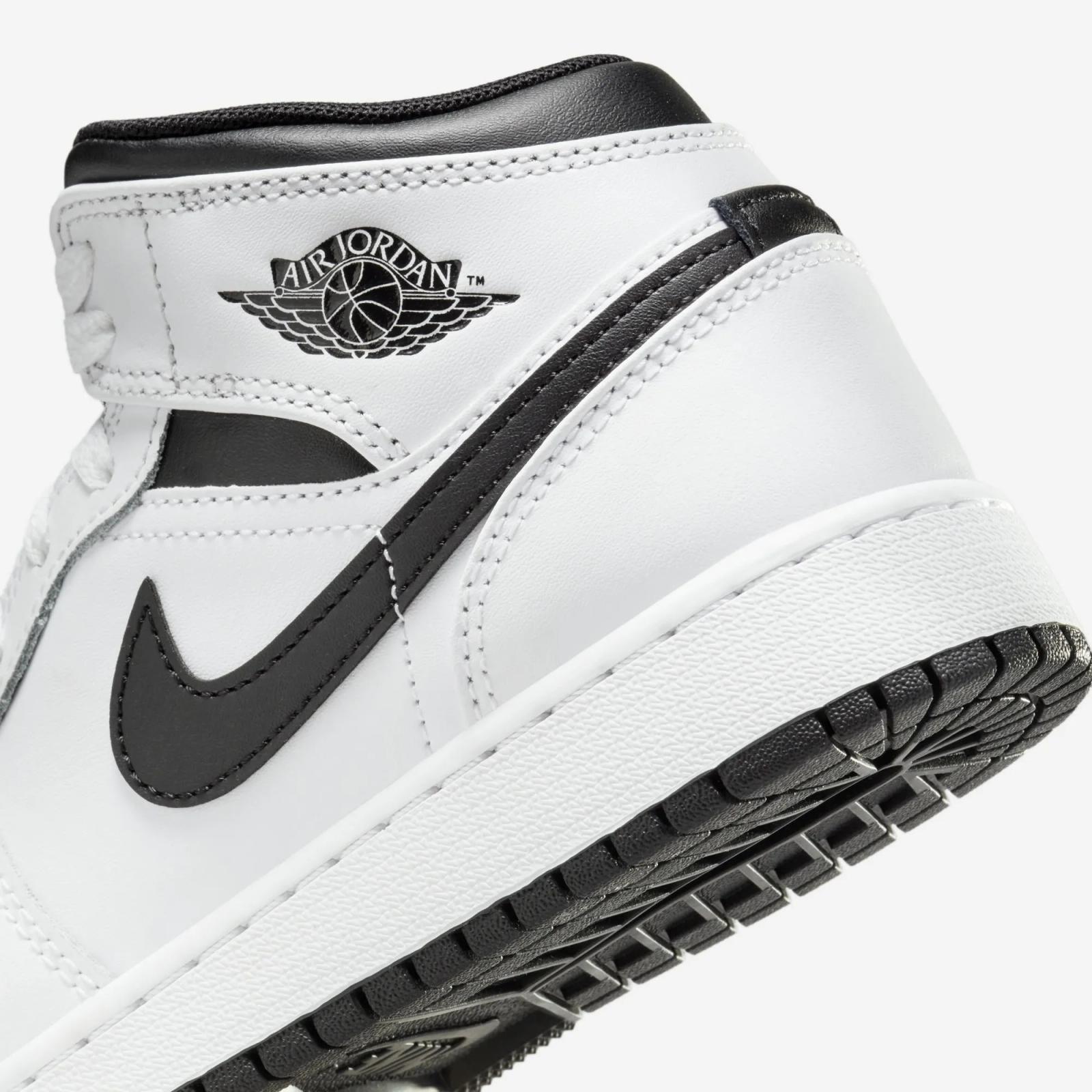 Air Jordan 1 Mid GS White Black