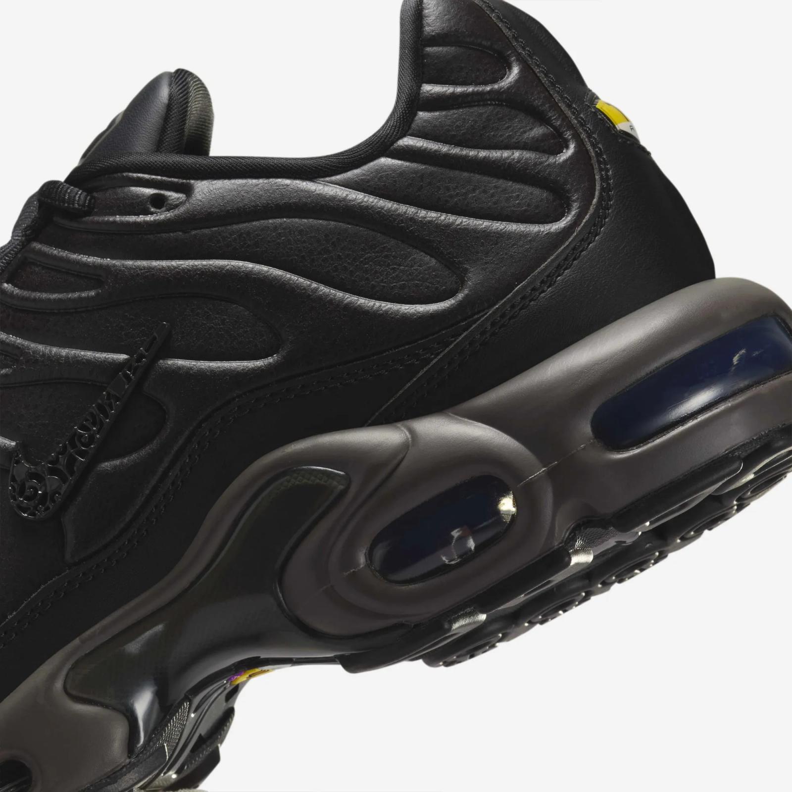 Nike Air Max Plus PRM QS Olympic "Black Tea / Petra Brown"