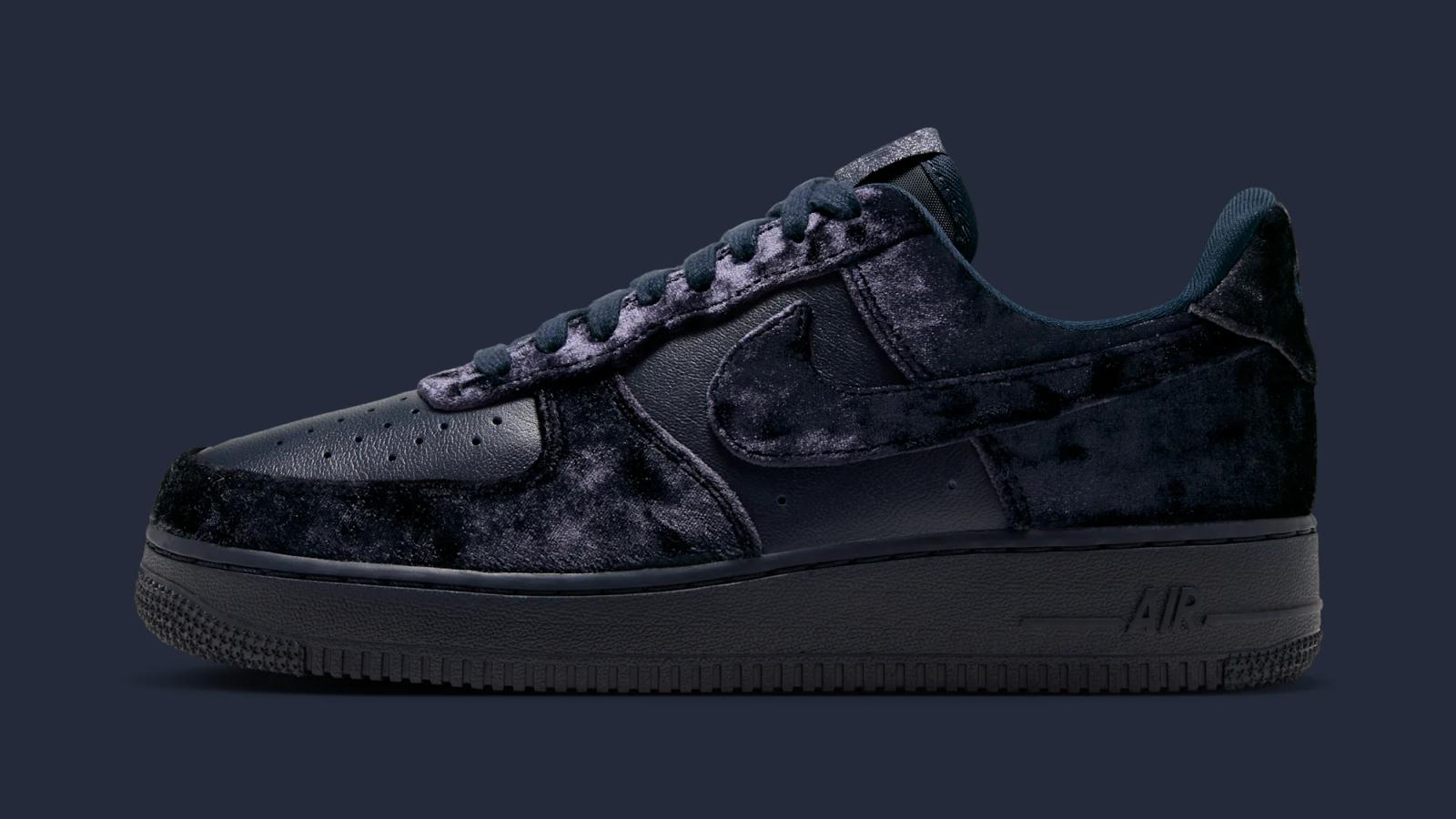 Nike Air Force 1 Low SE W "Dark Obsidian" drops in 2026