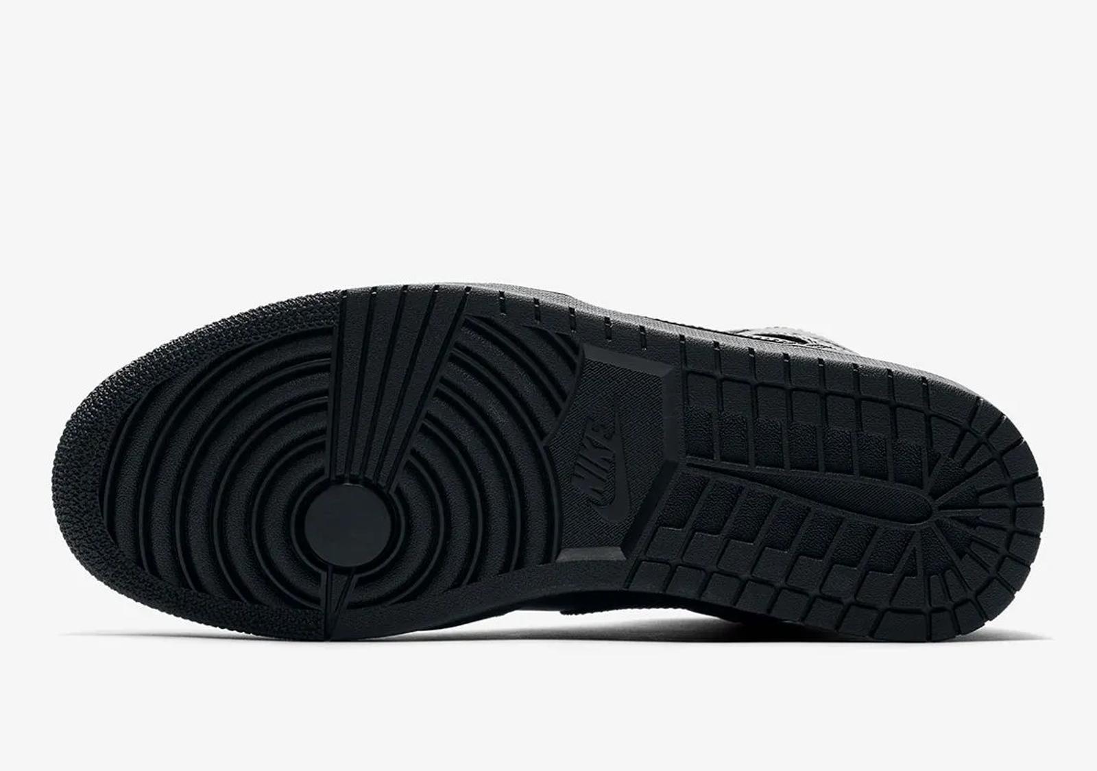 Air Jordan 1 Mid Triple Black