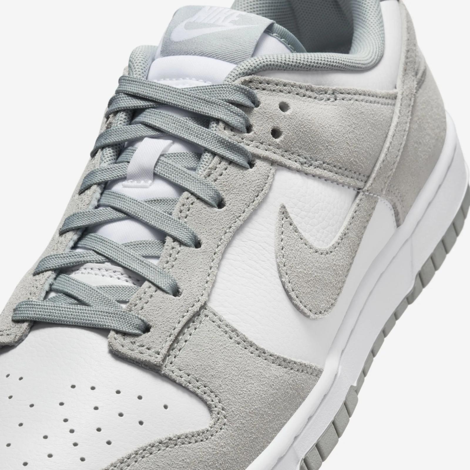 Nike Dunk Low Retro SE White / Light Pumice FQ8249-101