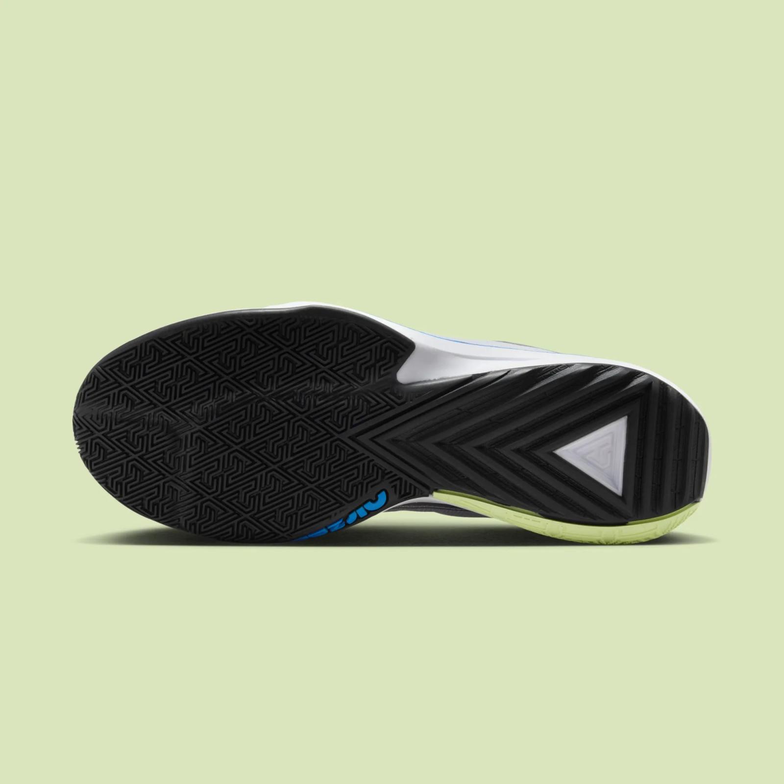 Nike Giannis Freak 5 Ode To Your First Love DX4985-402