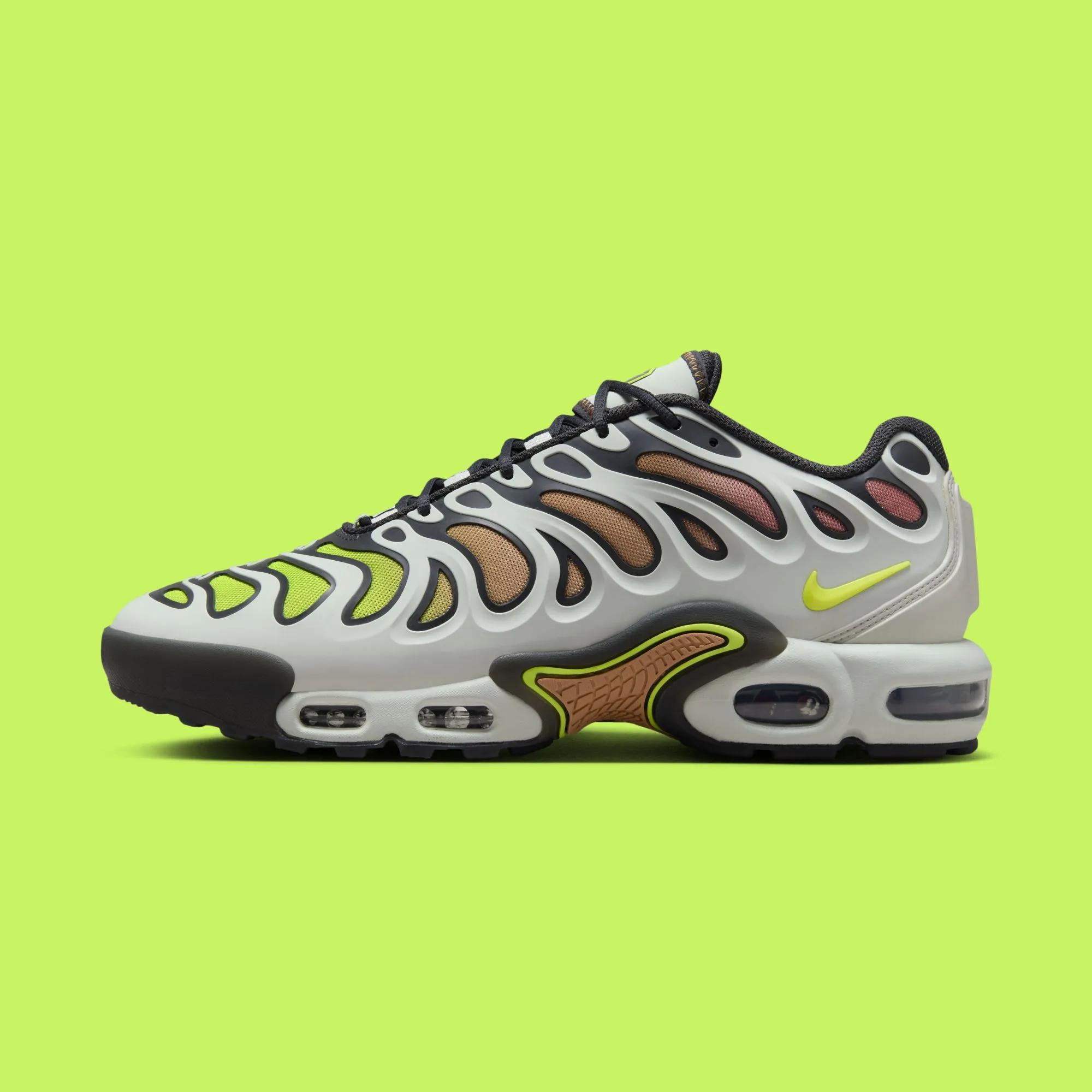 Nike Air Max Plus Drift “Amber Brown / Volt”