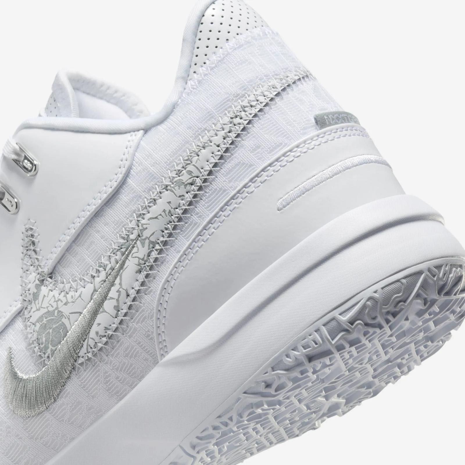 Nike LeBron NXXT Gen AMPD White / Silver FJ1566-102