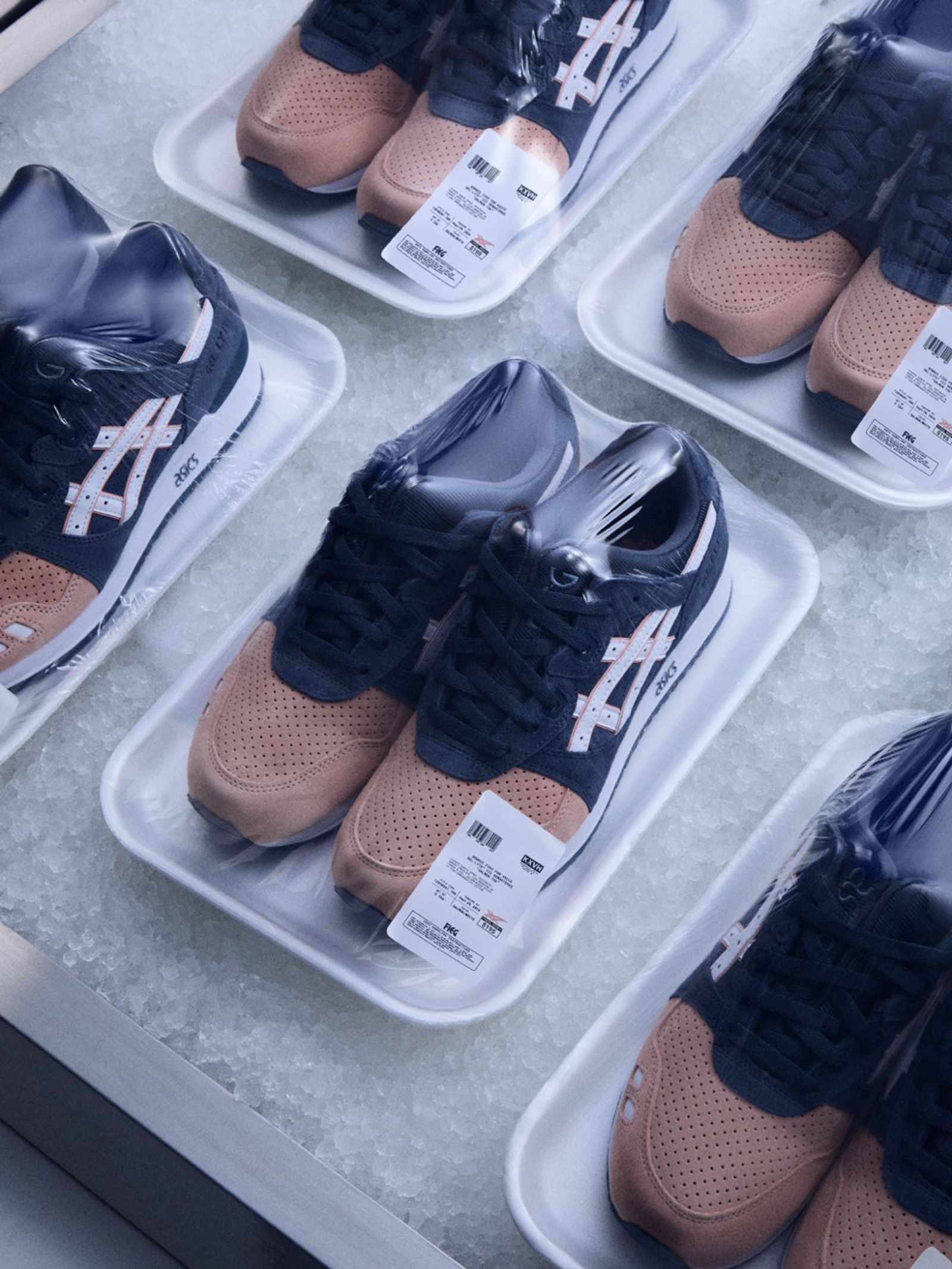 Ronnie Fieg for ASICS GEL-LYTE III Remastered “Salmon Toe”