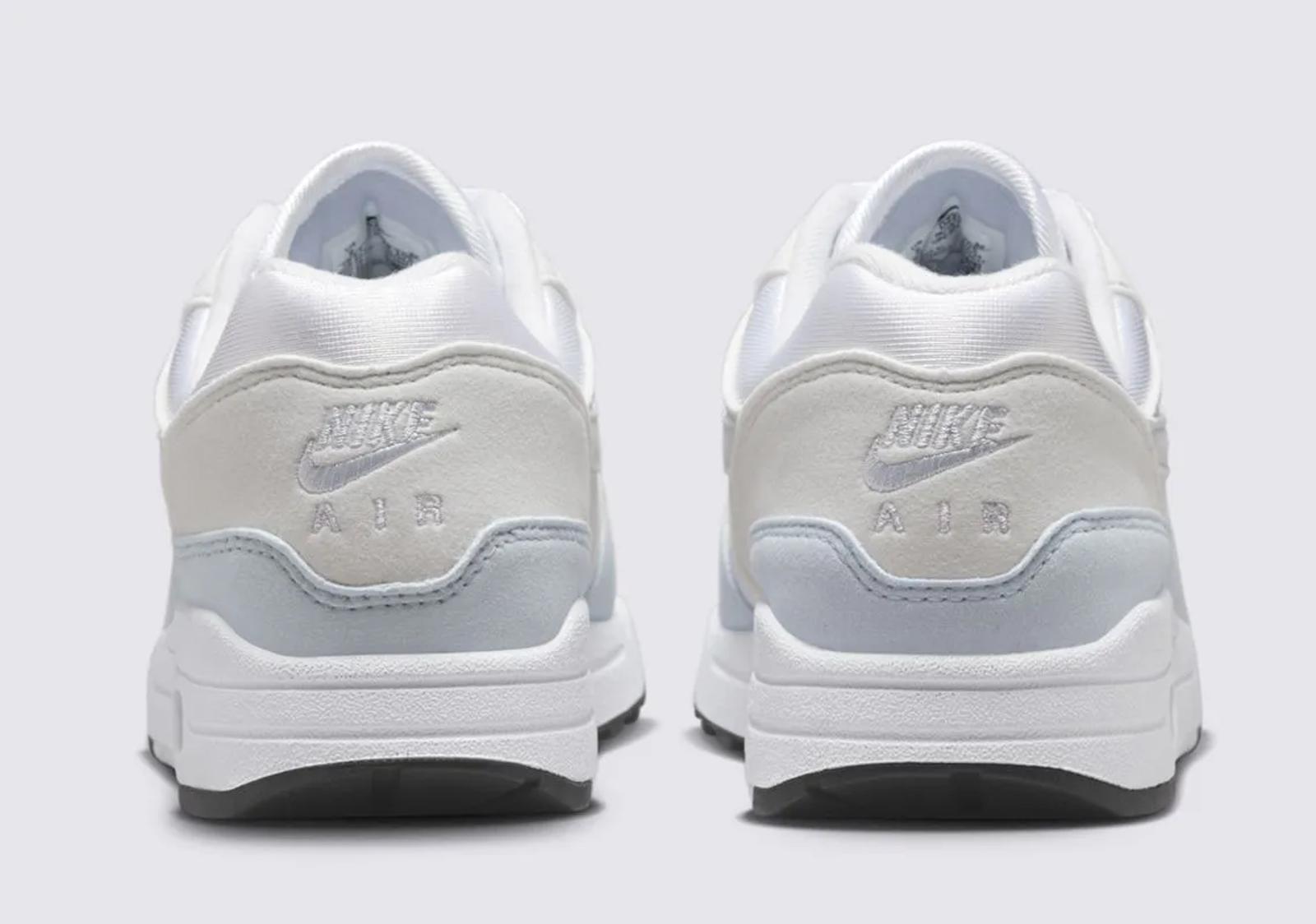 Nike Air Max 1 Football Grey