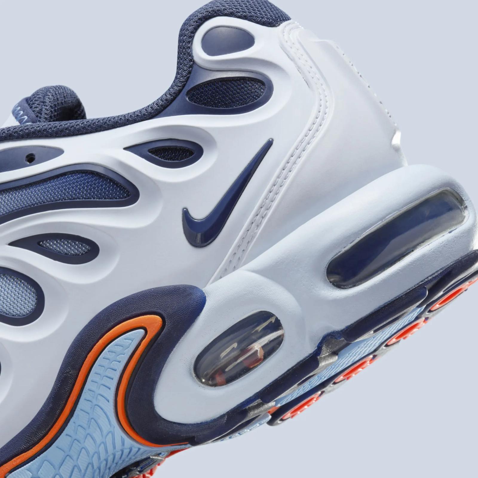 Nike Air Max Plus Drift Football Grey FD4290-004