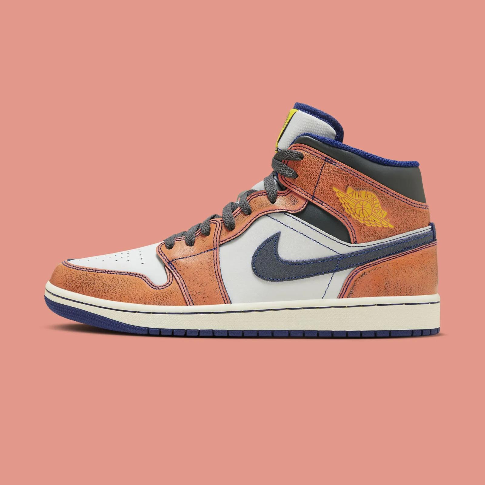 Air Jordan 1 Mid SE Flight