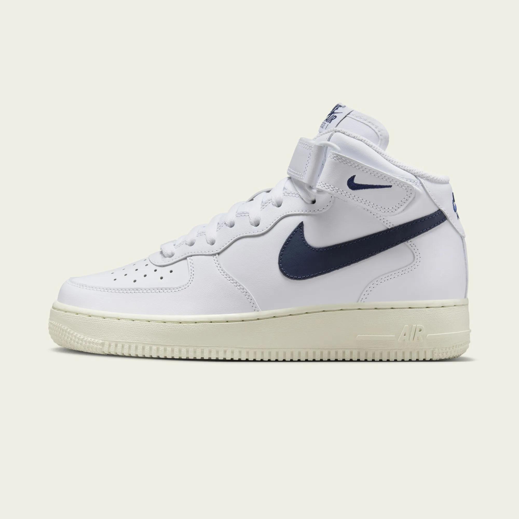 Nike Air Force 1 ’07 Mid “Midnight Navy / Coconut Milk”