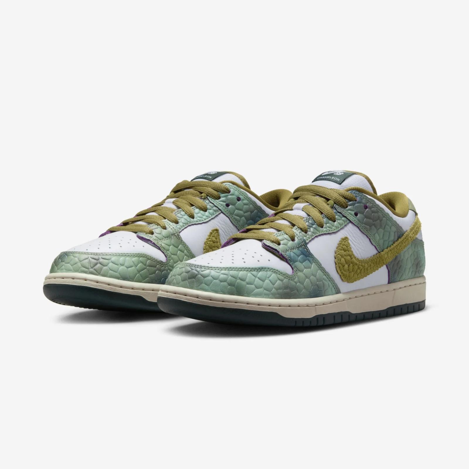 Alexis Sablone Nike SB Dunk Low Pro QS HJ3386-300