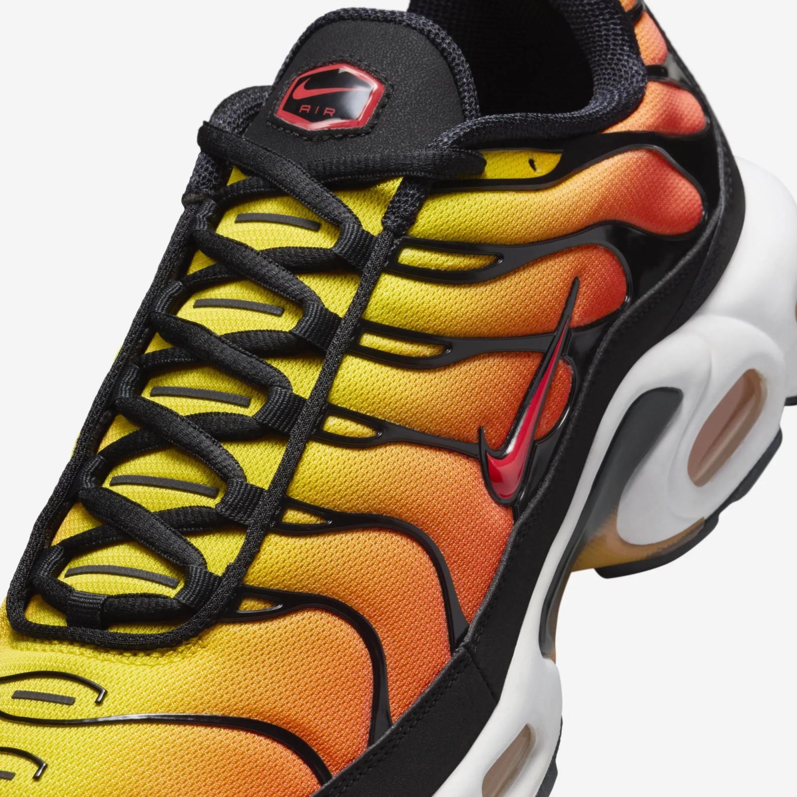 Nike Air Max Plus Sunset 2024 Black / Pimento HF0552-001