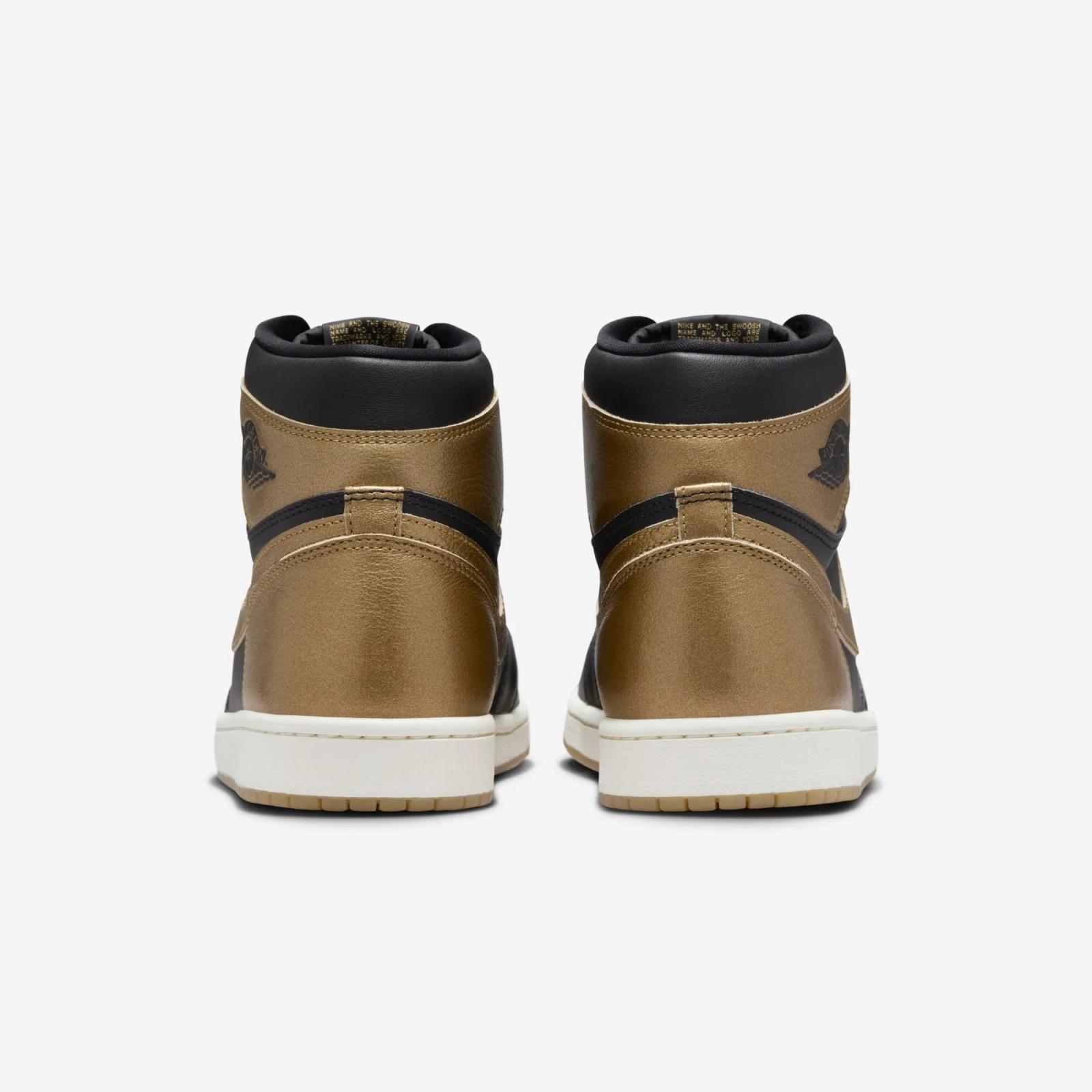 Air Jordan 1 Retro High OG Metallic Gold DZ5485-071