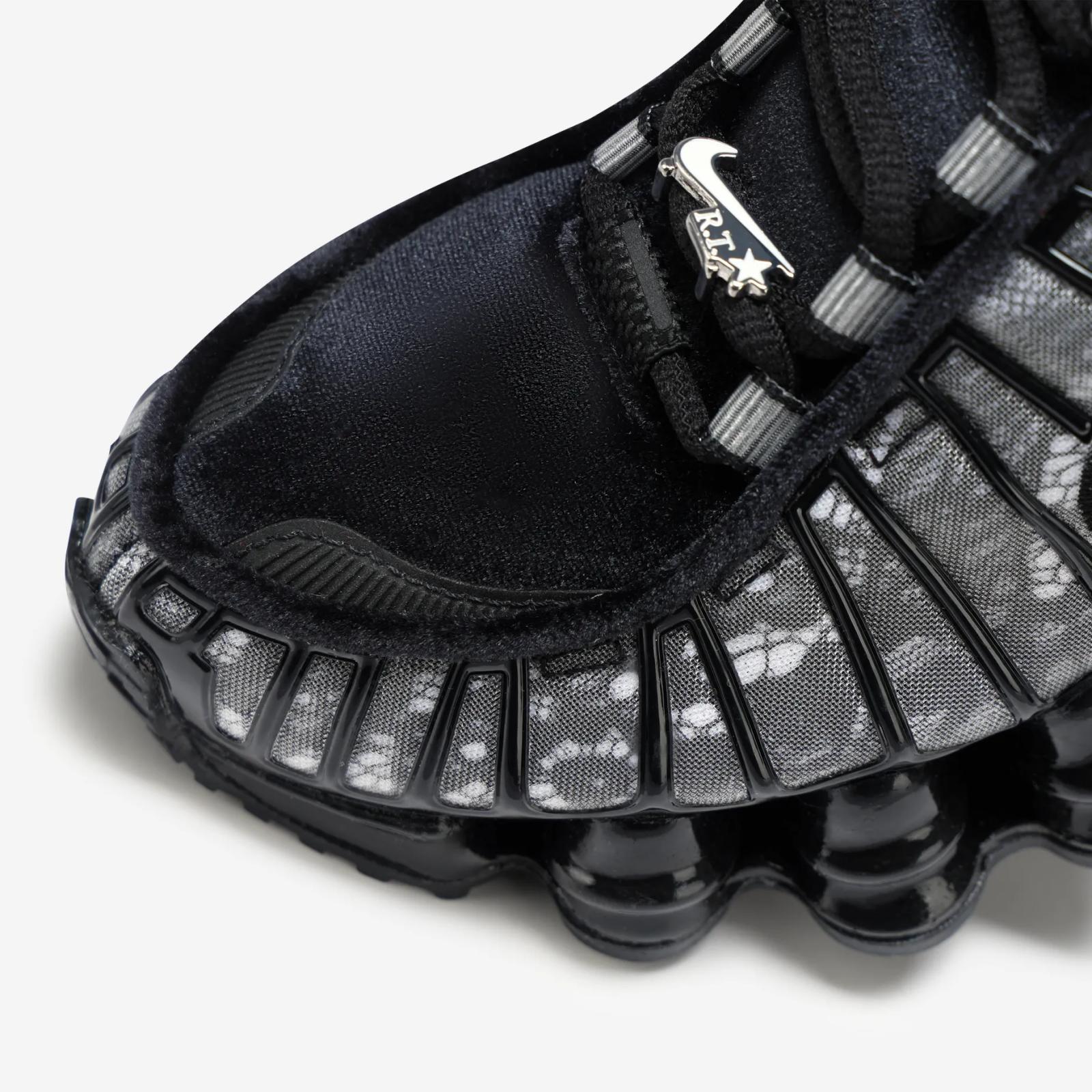 Ricardo Tisci x Nike Shox TL SP "Black" drops in 2026