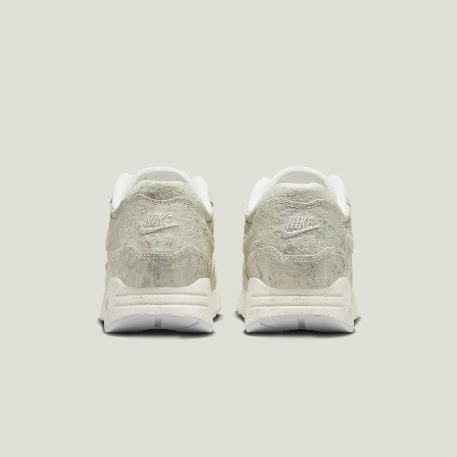 Nike Air Max 1 '86 OG Museum Masterpiece FZ2149-100