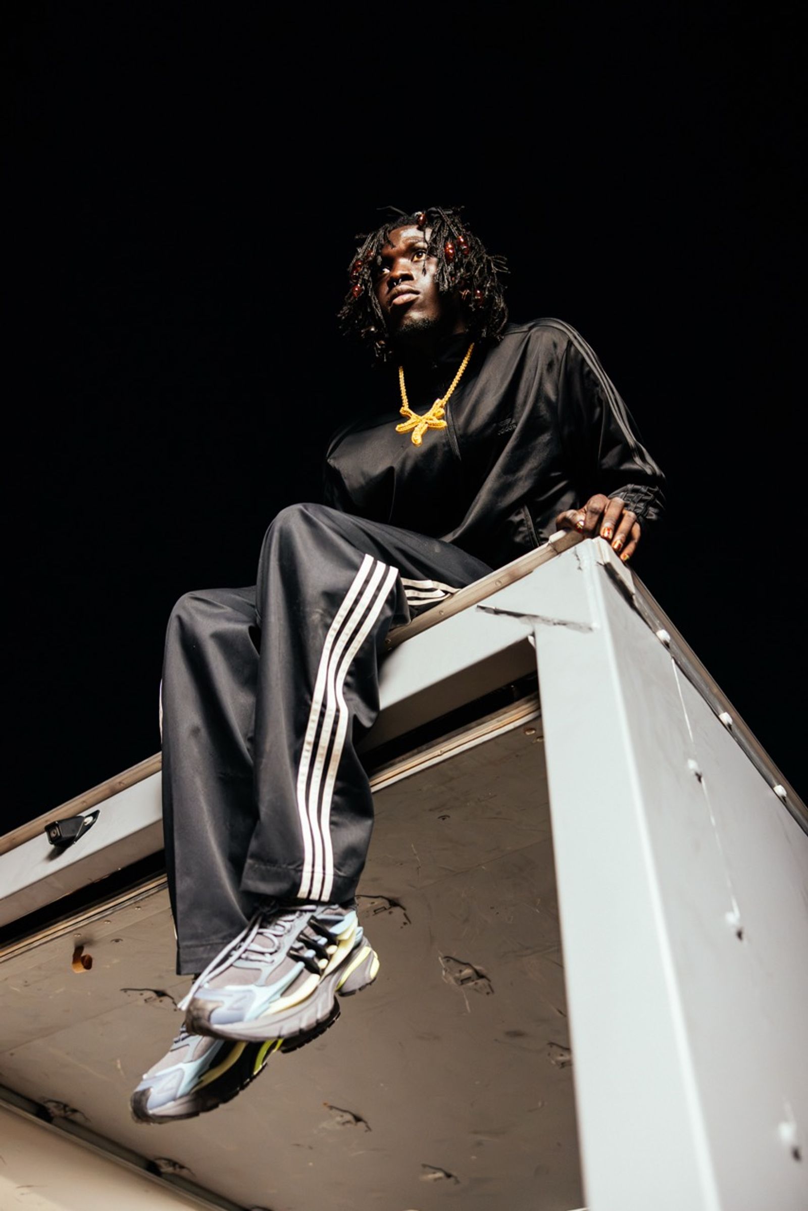 adidas Originals and VIRGINIA Release the Limited-Edition VIRGINIA Adistar Jellyfish in Storm with ØWAY
