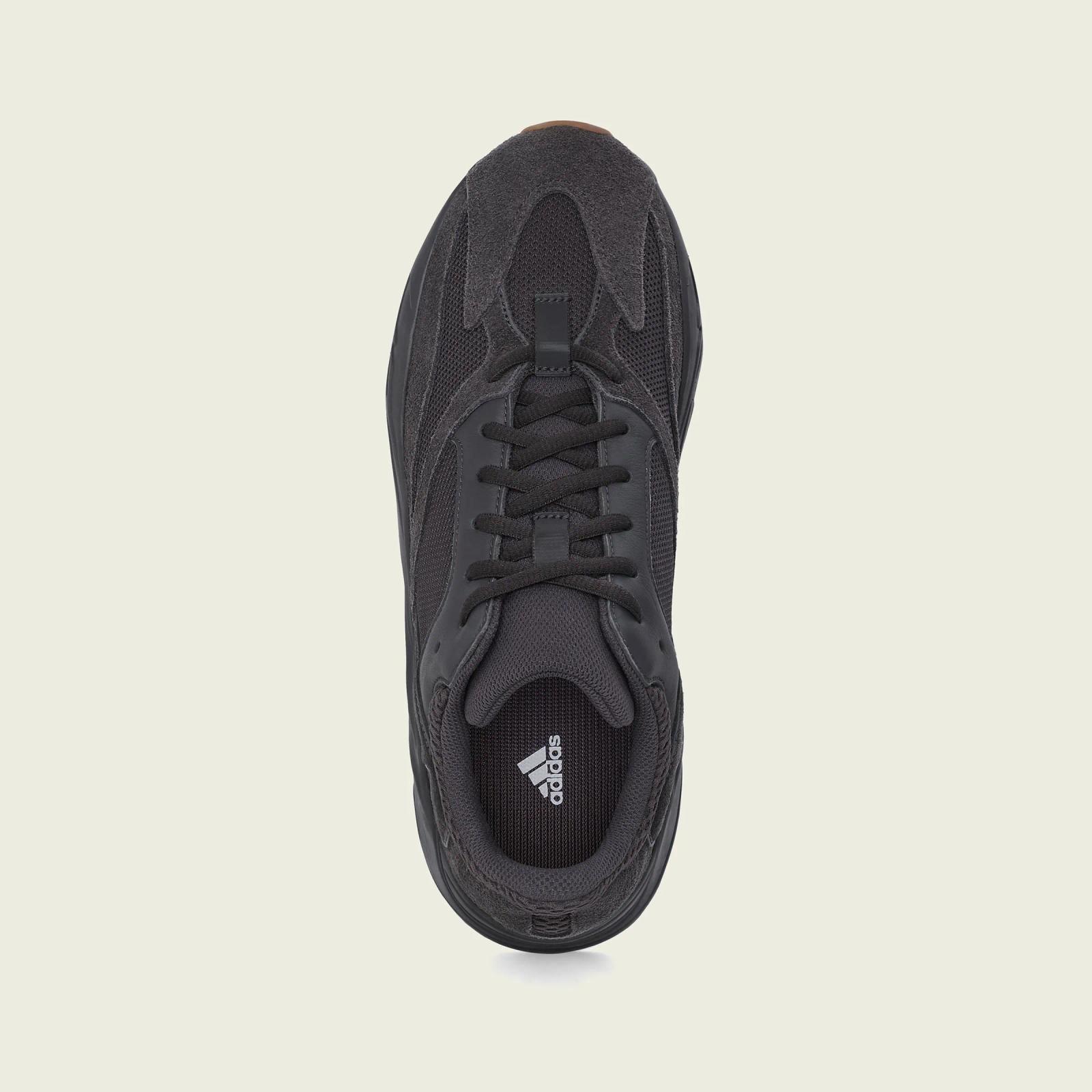 Adidas Yeezy Boost 700 Utility Black