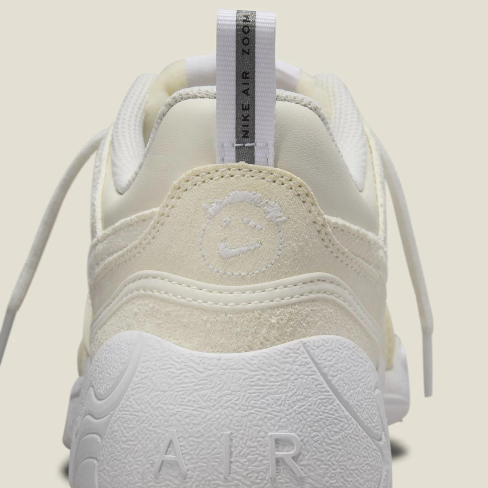 Travis Scott x Nike Shark-a-Don Sail HQ3061-100