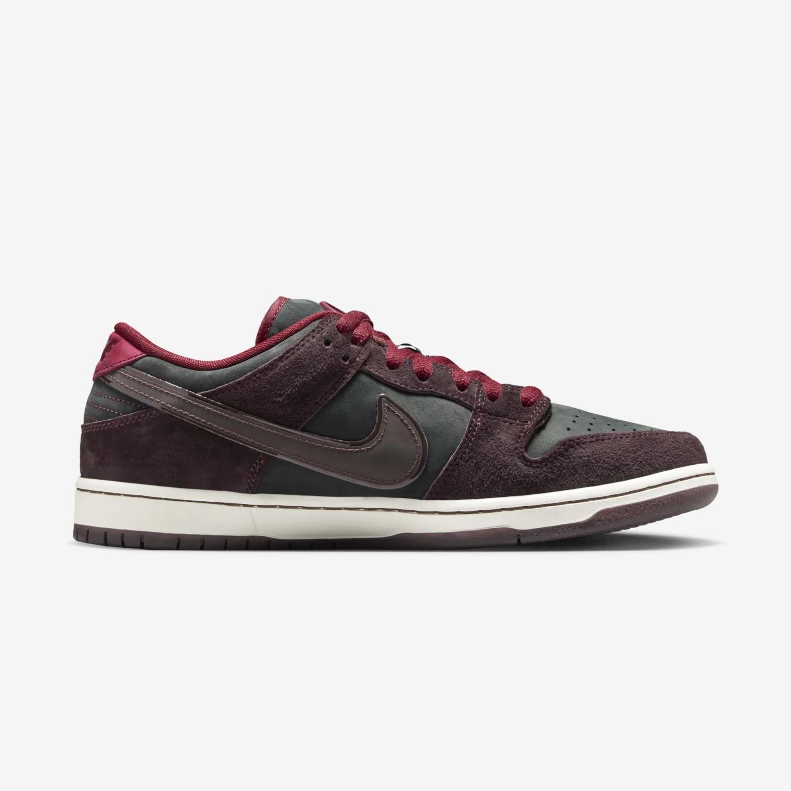Riot Skateshop x Nike SB Dunk Low Pro QS Release Date FZ1289-200
