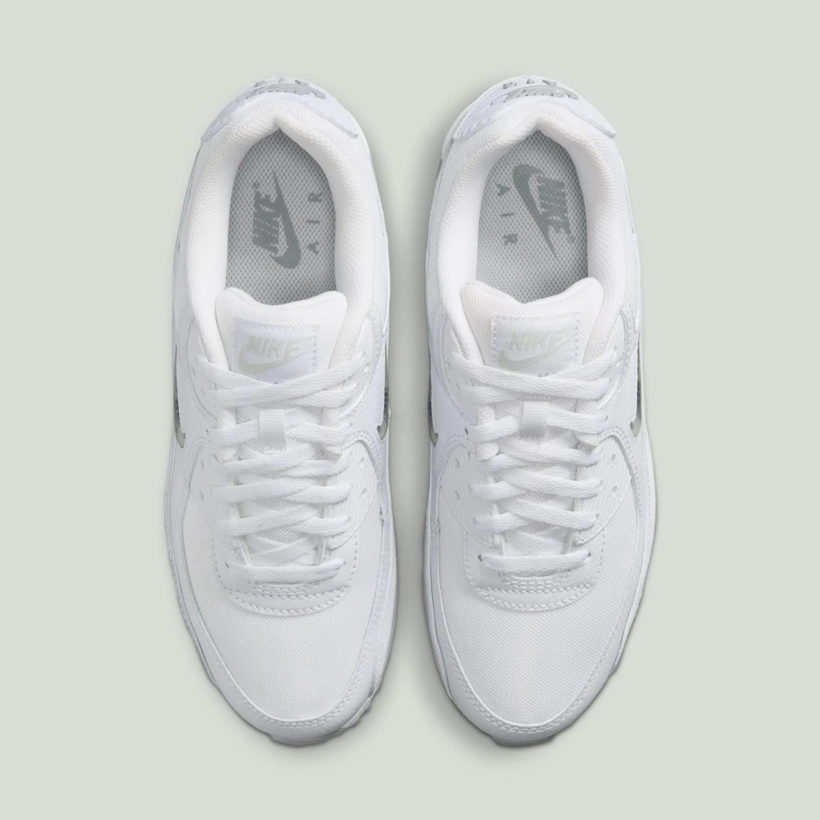 Nike Air Max 90 Jewel Light Smoke Grey 2025 Restock FN8005-100