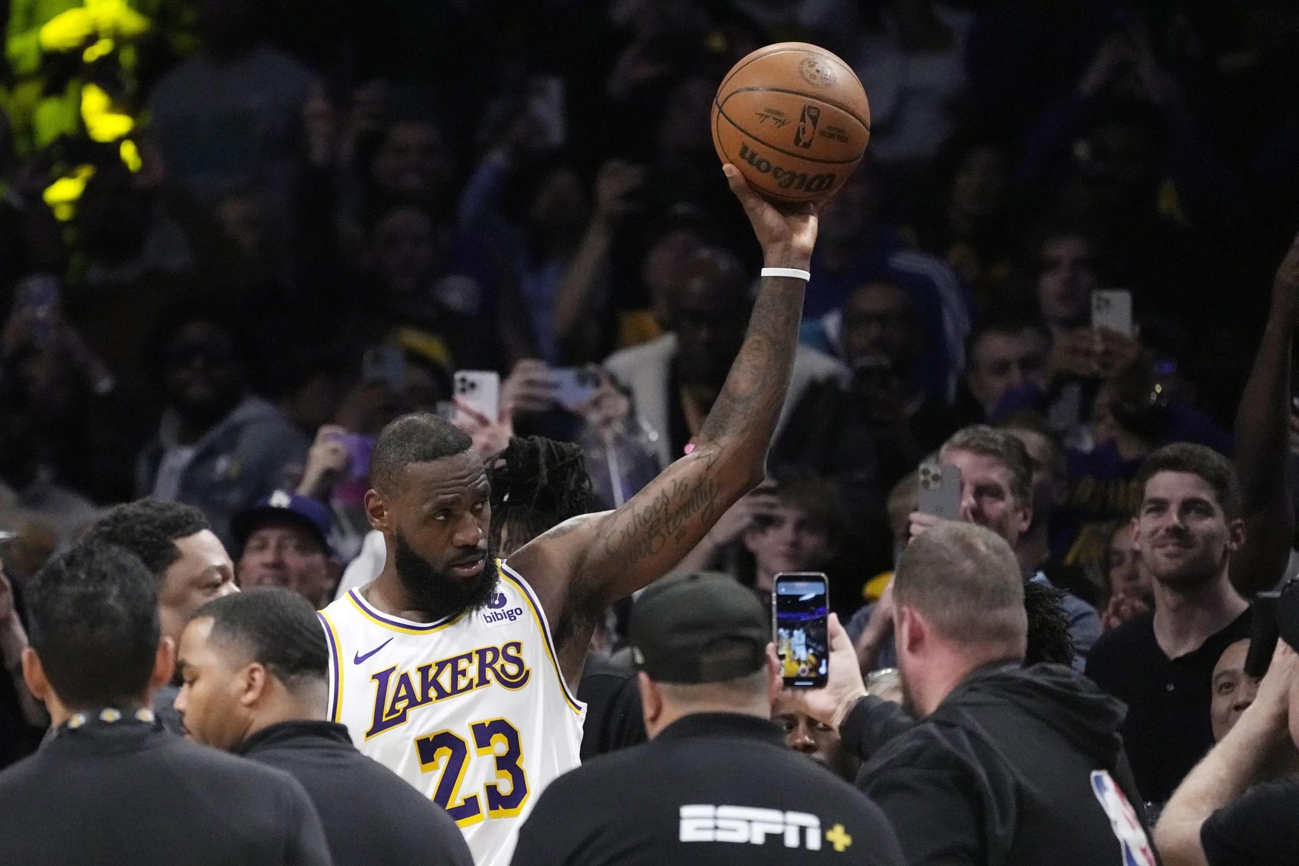 LeBron James Becomes First NBA Player To Score 40,000 Points