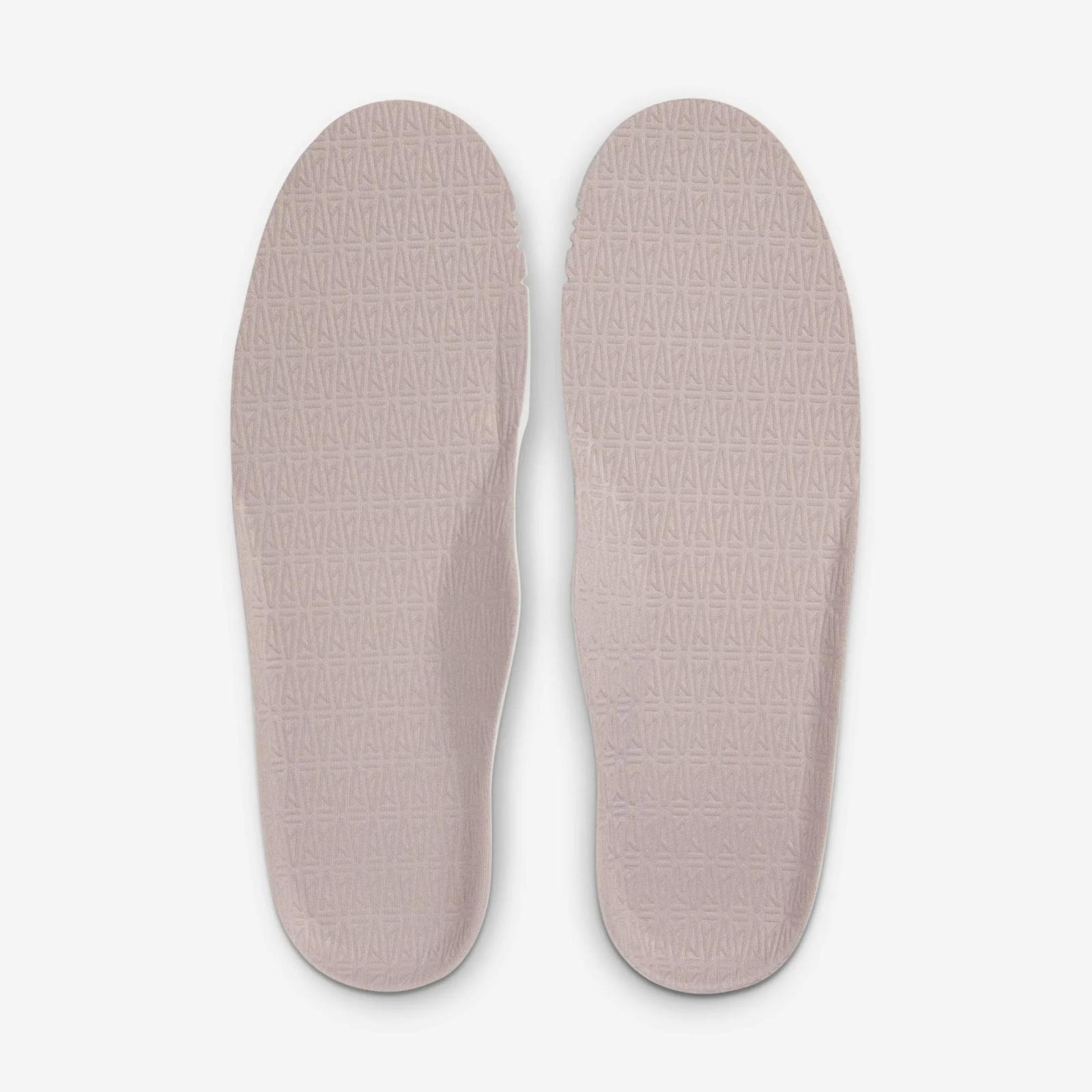 A Ma Maniere x Nike Air Force 1 Low W.Y.W.S HF4084-200