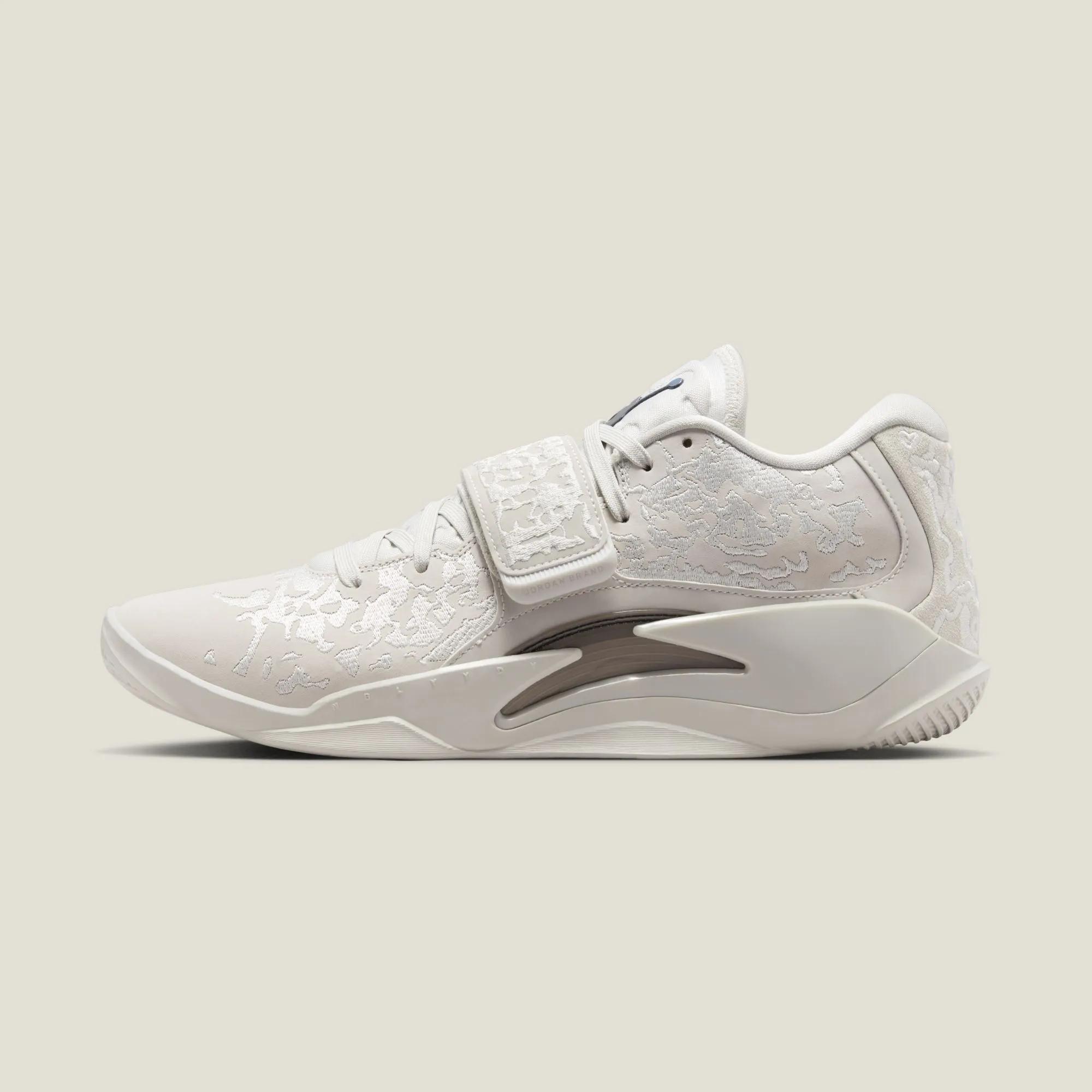 Jordan Zion 3 SE Light Bone