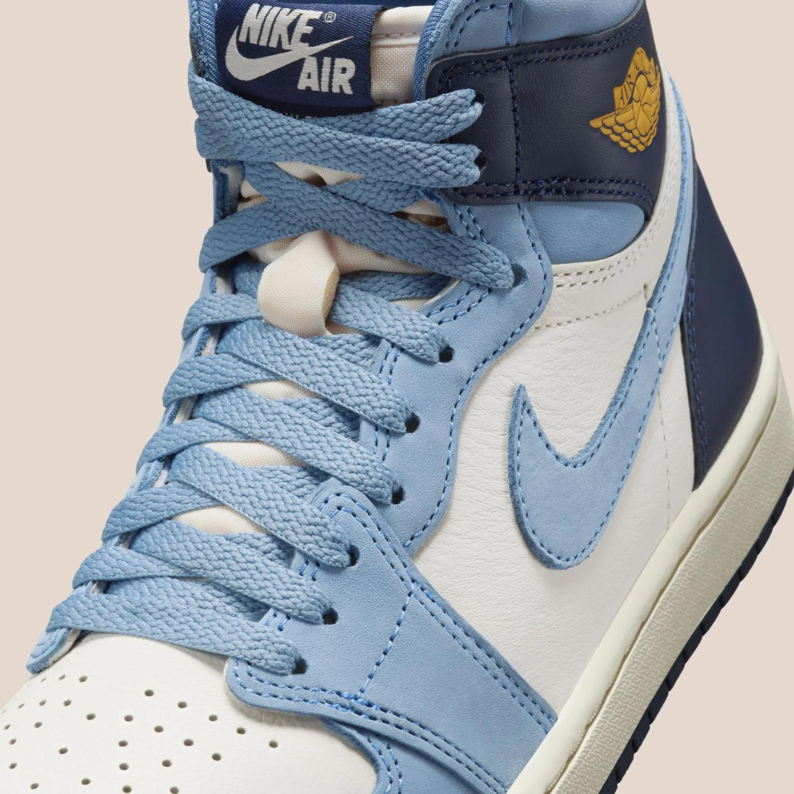 Air Jordan 1 Retro High OG First in Flight FD2596-400