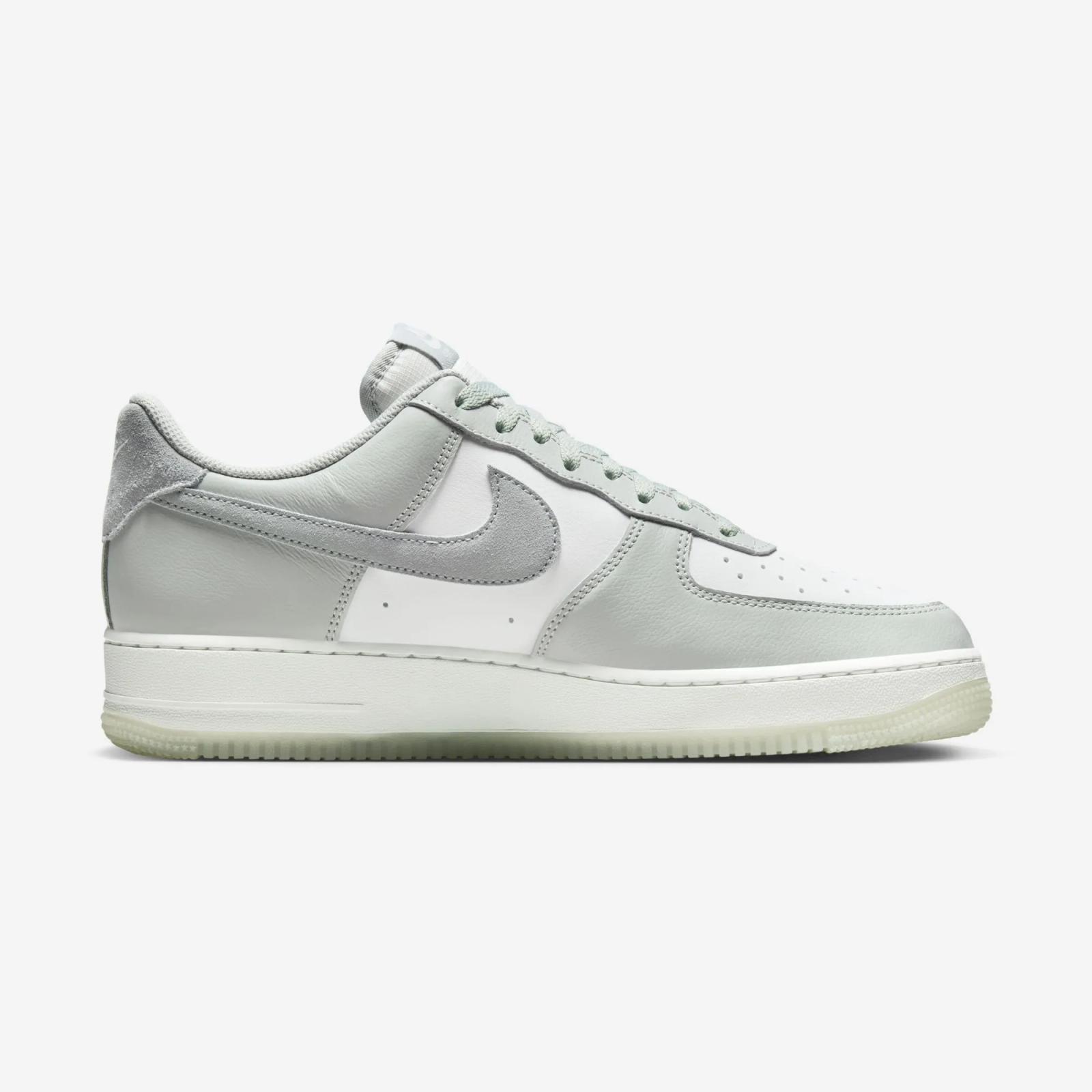 Nike Air Force 1 Low Light Silver / Light Pumice FJ4170-003