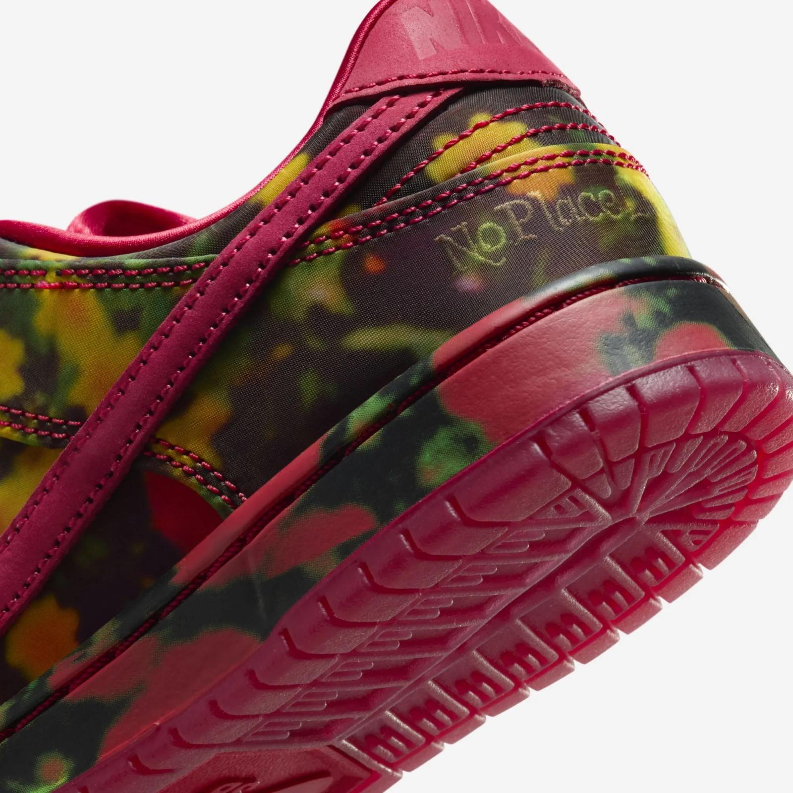 Wizard of Oz x Nike SB Dunk Low Pro Poppy Field FZ1236-600