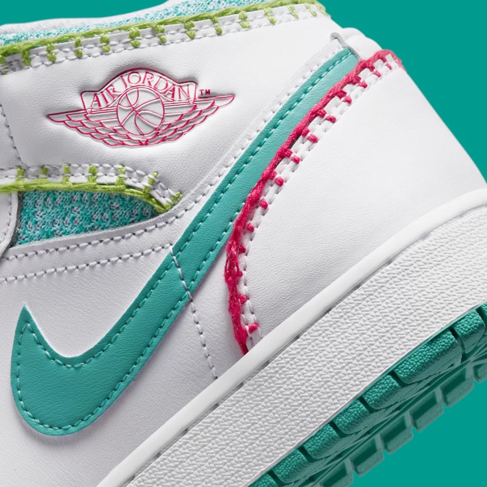 Air Jordan 1 Mid SE GS Knitted