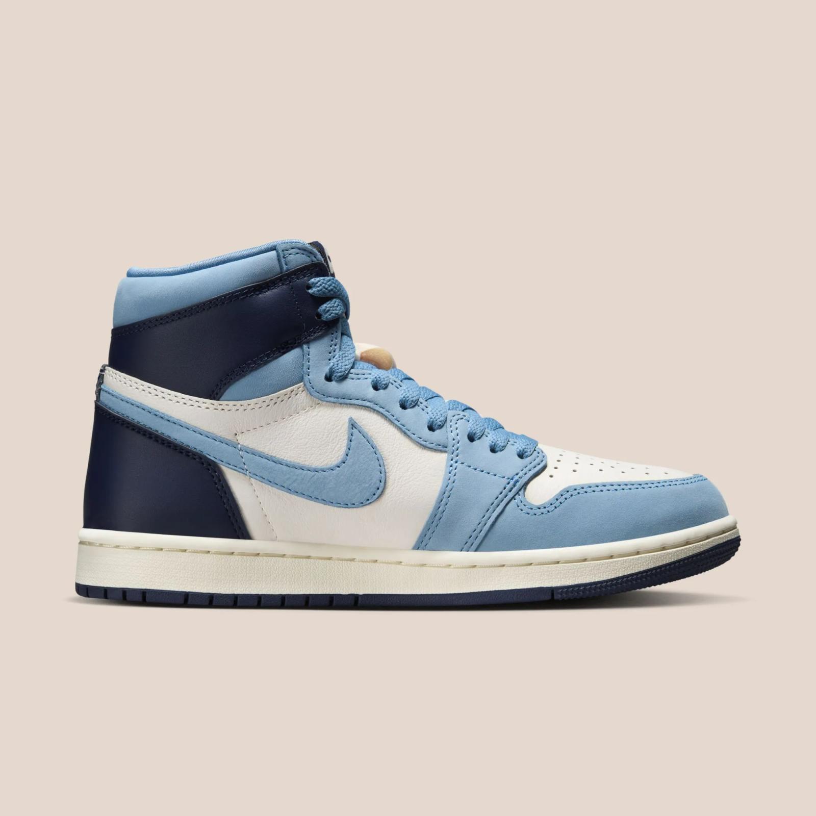 Air Jordan 1 Retro High OG First in Flight FD2596-400