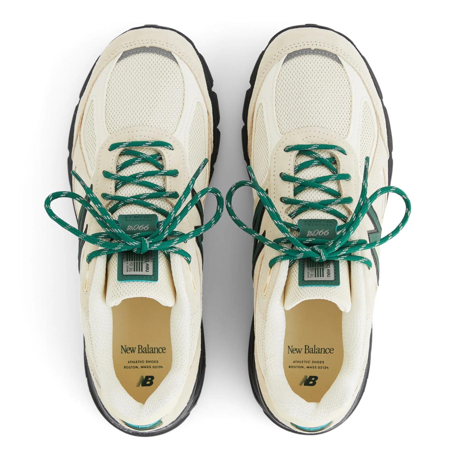 New Balance 990v4 Macadamia Nut / Black U990GB4