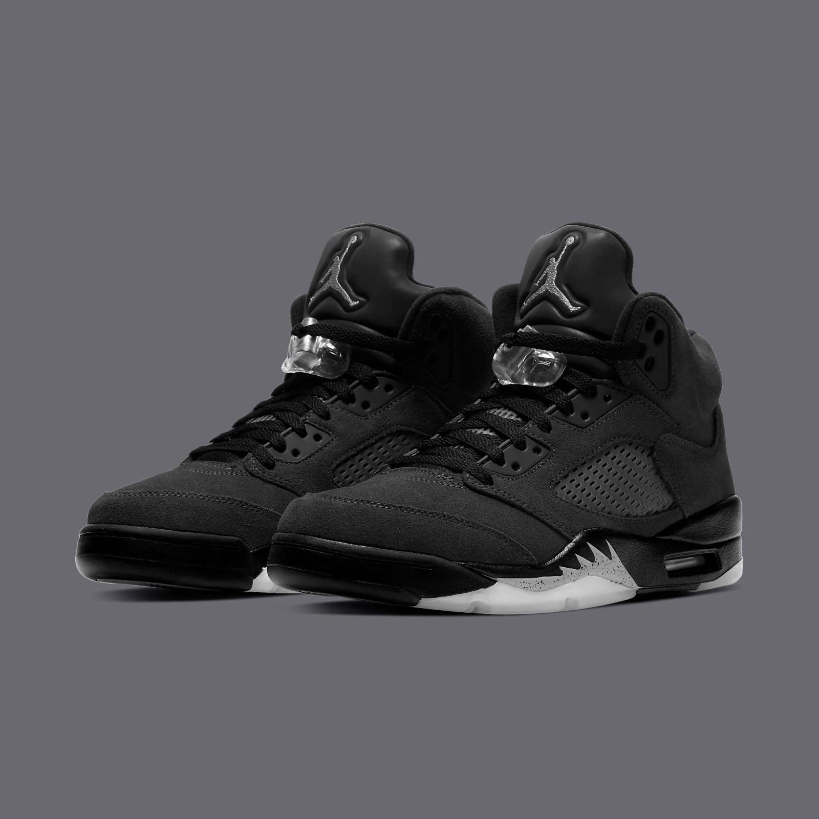 Air Jordan 5 Retro SE Black Cat FZ2239-001