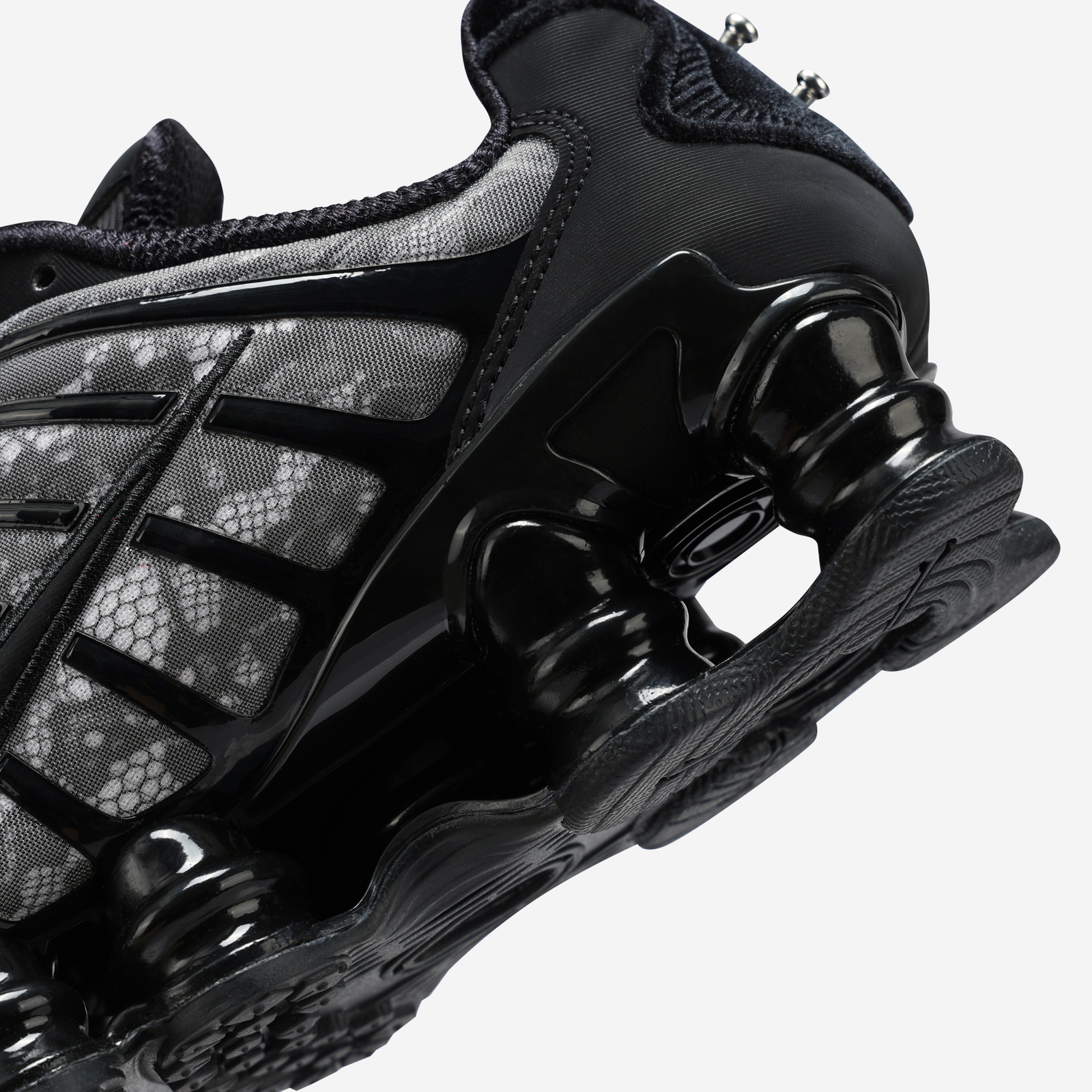 Ricardo Tisci x Nike Shox TL SP "Black" drops in 2026